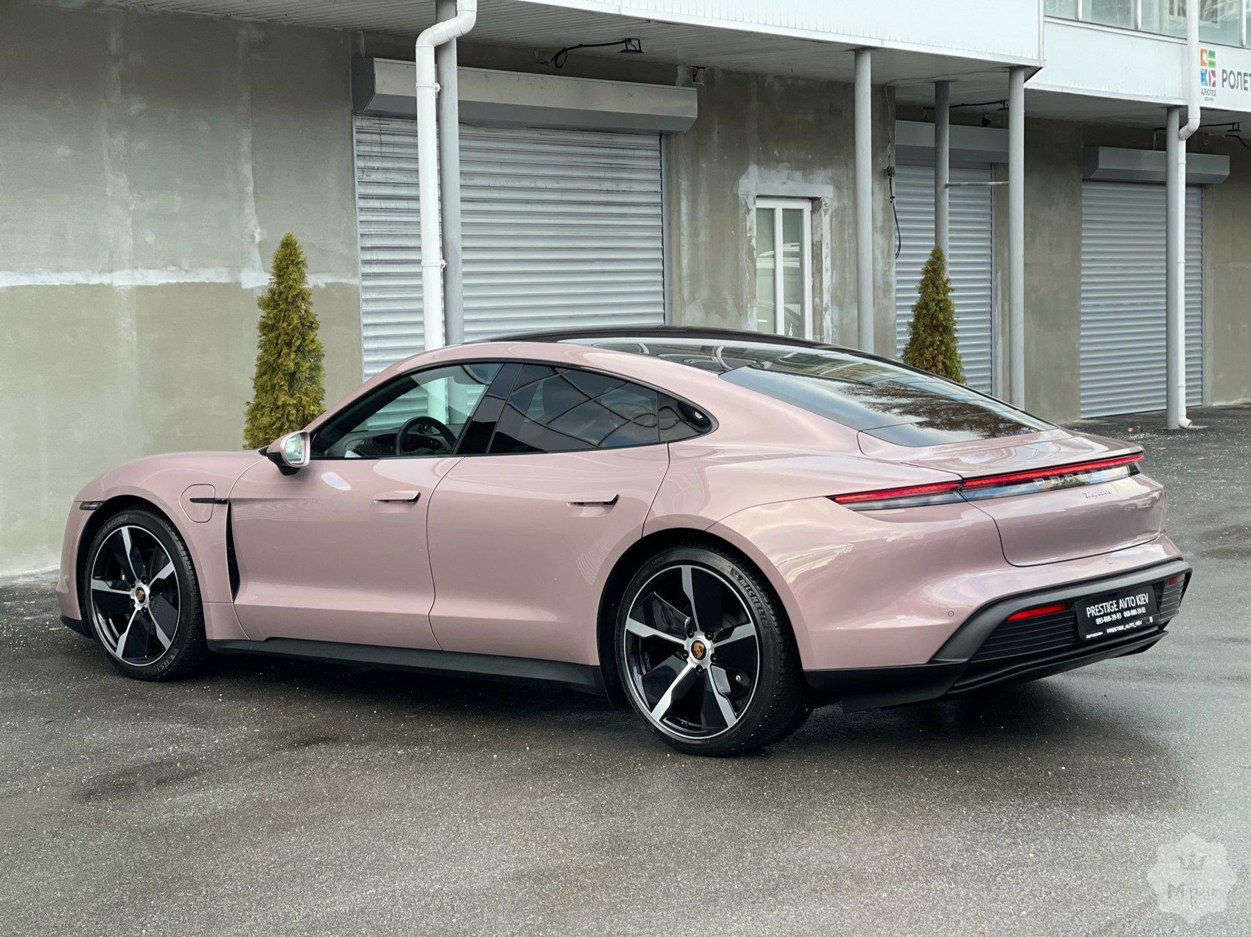 Продажа электрического спорткара Porsche Taycan '2021 в Киеве