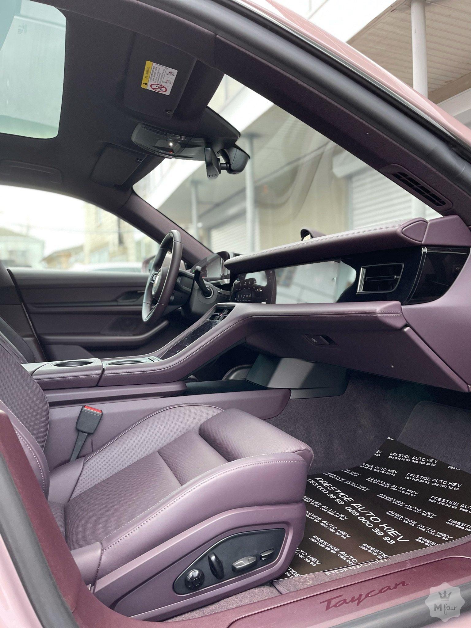 Продажа электрического спорткара Porsche Taycan '2021 в Киеве