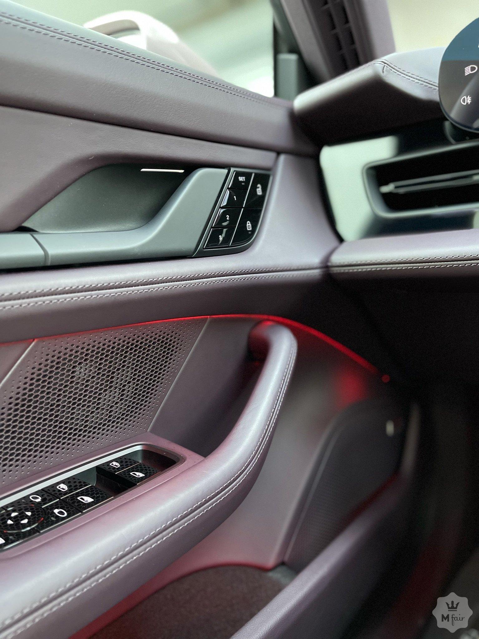 Продажа электрического спорткара Porsche Taycan '2021 в Киеве