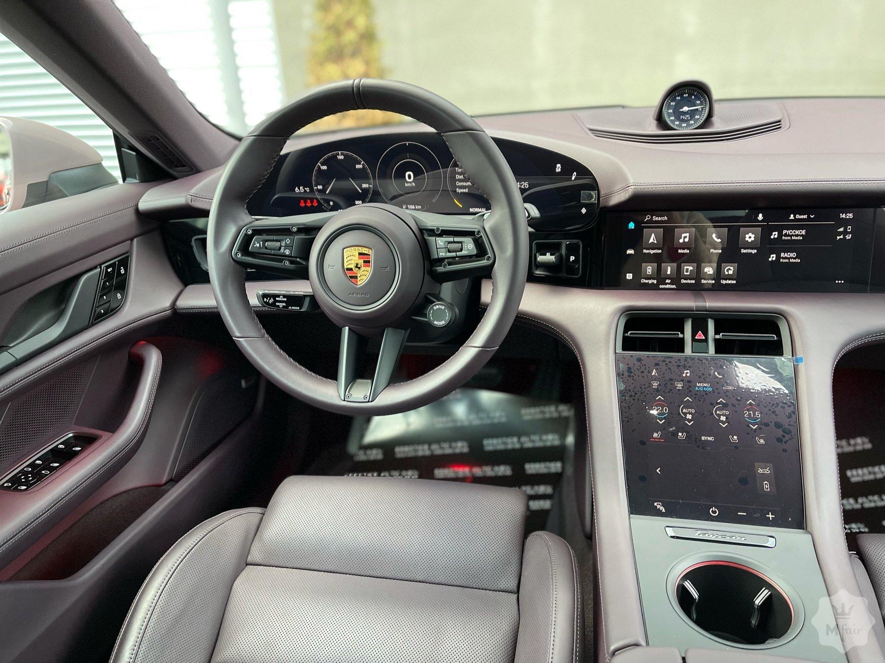 Продажа электрического спорткара Porsche Taycan '2021 в Киеве