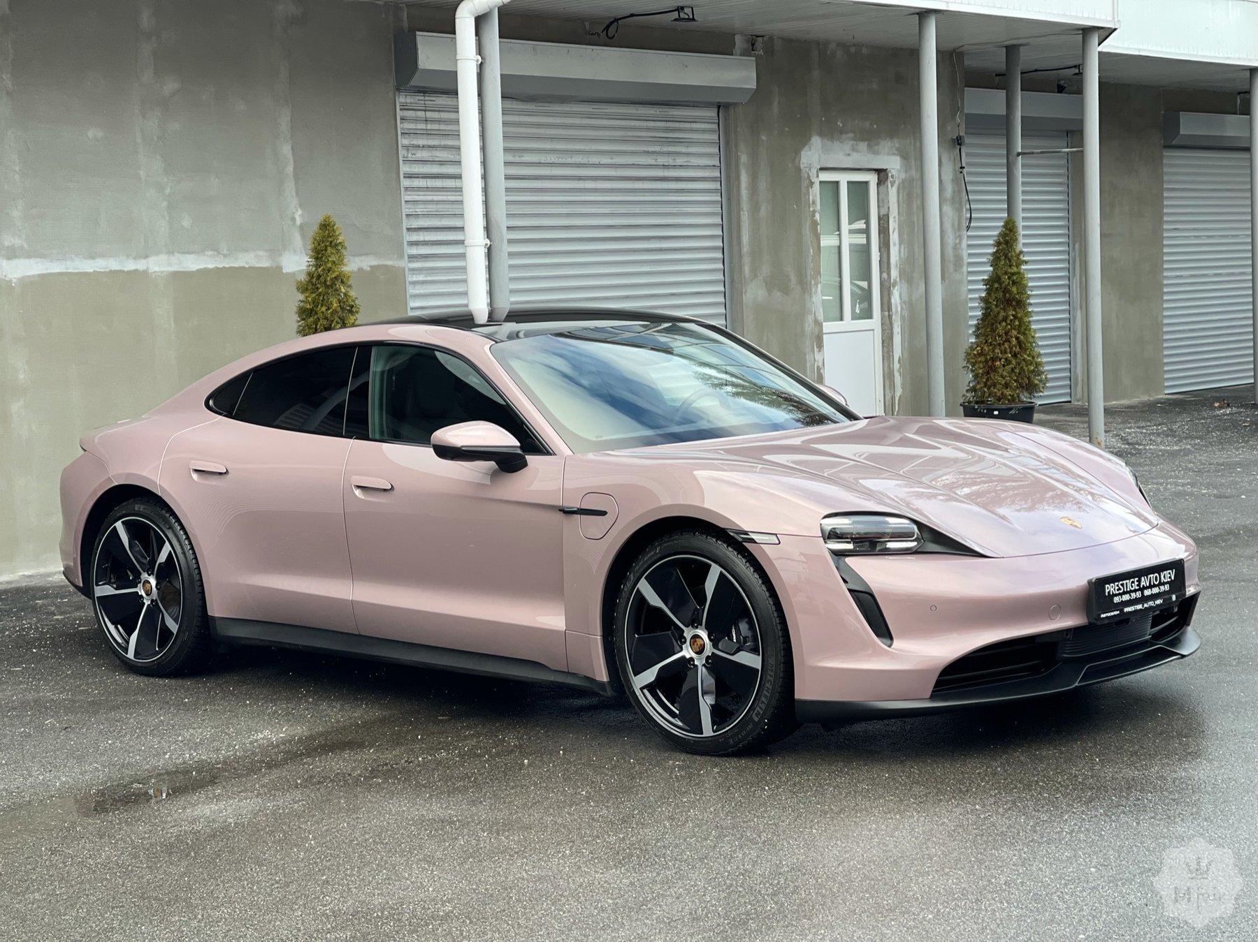 Продажа электрического спорткара Porsche Taycan '2021 в Киеве