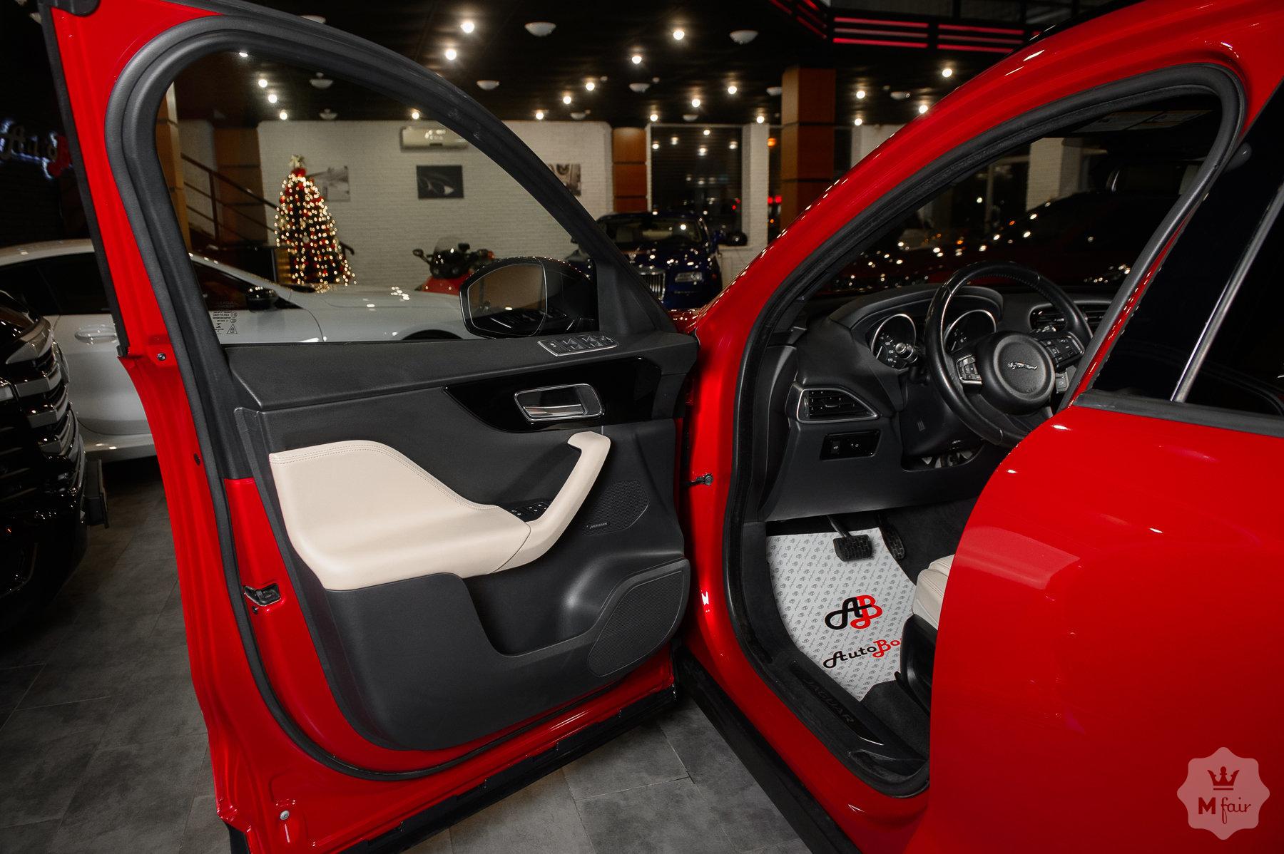 Продажа спортивного кроссовера Jaguar F-Pace '2016 в Одессе