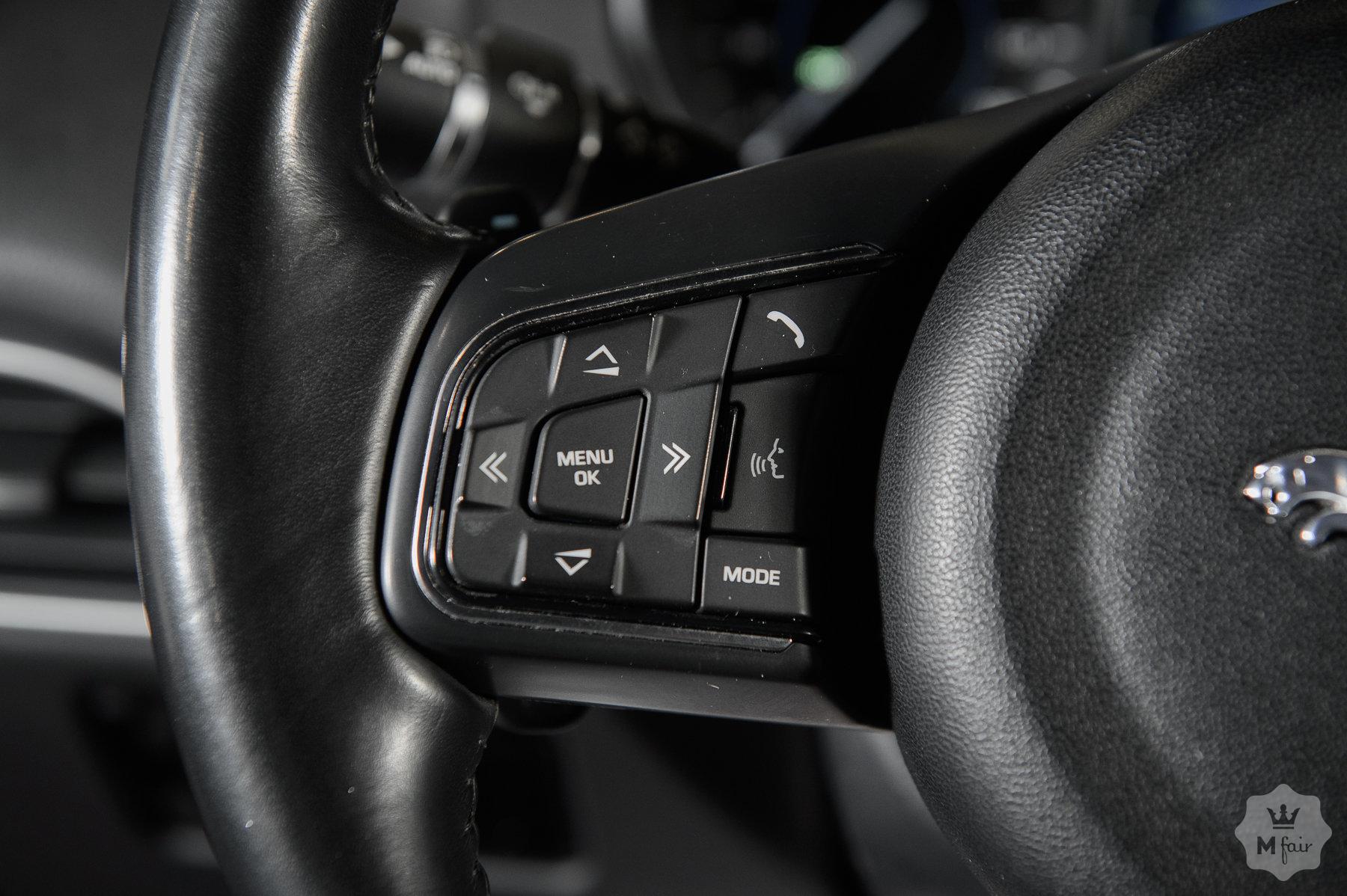 Продажа спортивного кроссовера Jaguar F-Pace '2016 в Одессе