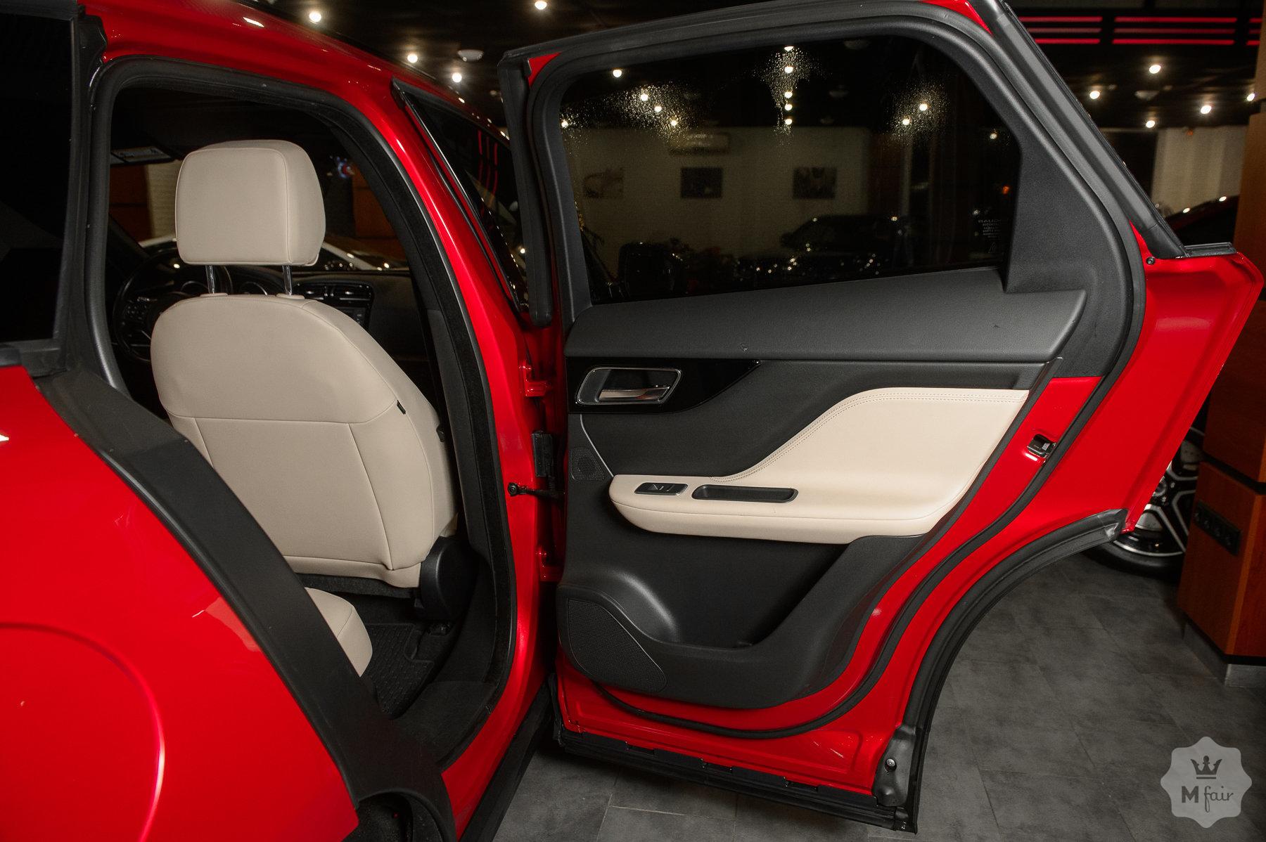 Продажа спортивного кроссовера Jaguar F-Pace '2016 в Одессе