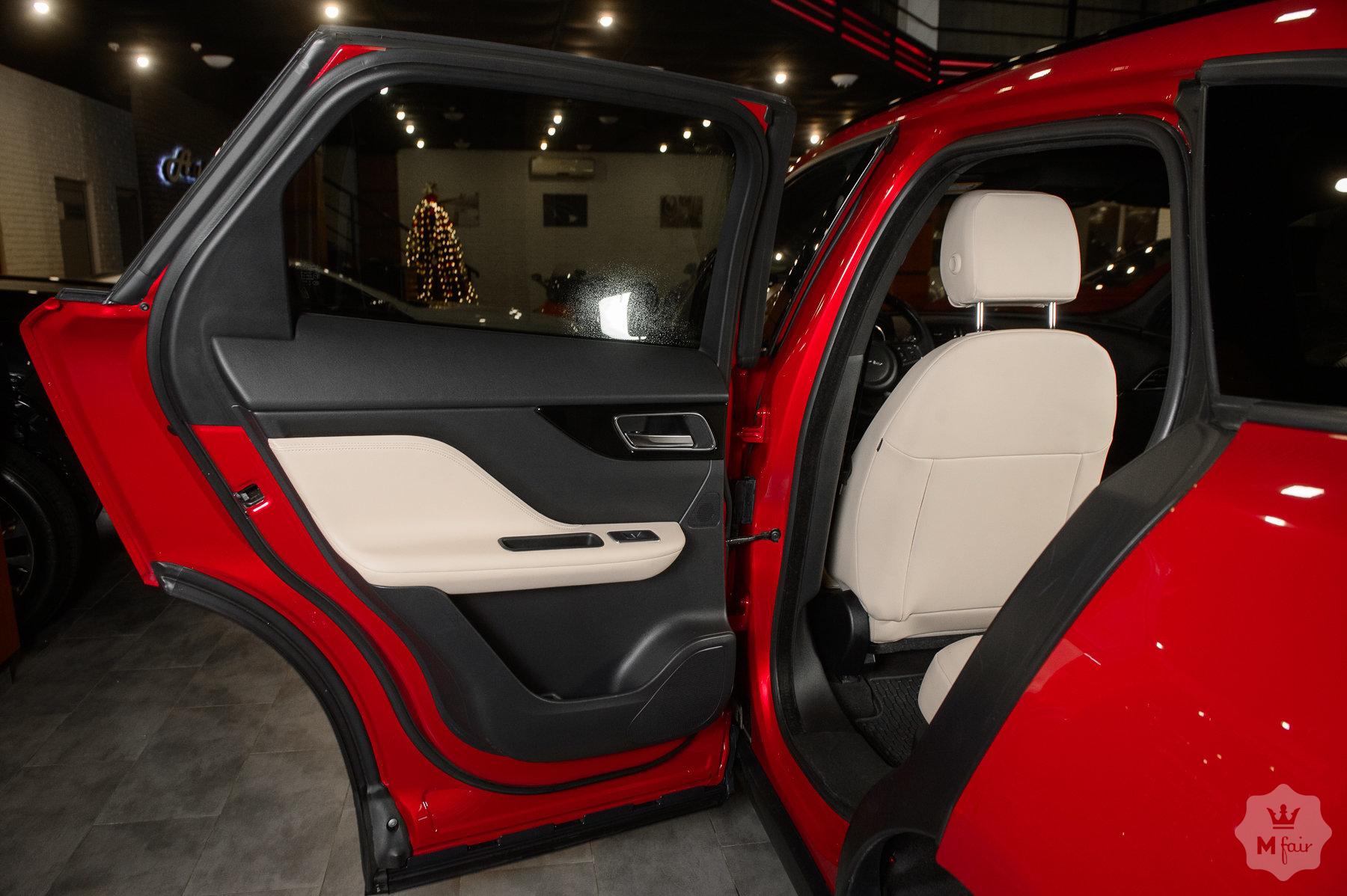 Продажа спортивного кроссовера Jaguar F-Pace '2016 в Одессе