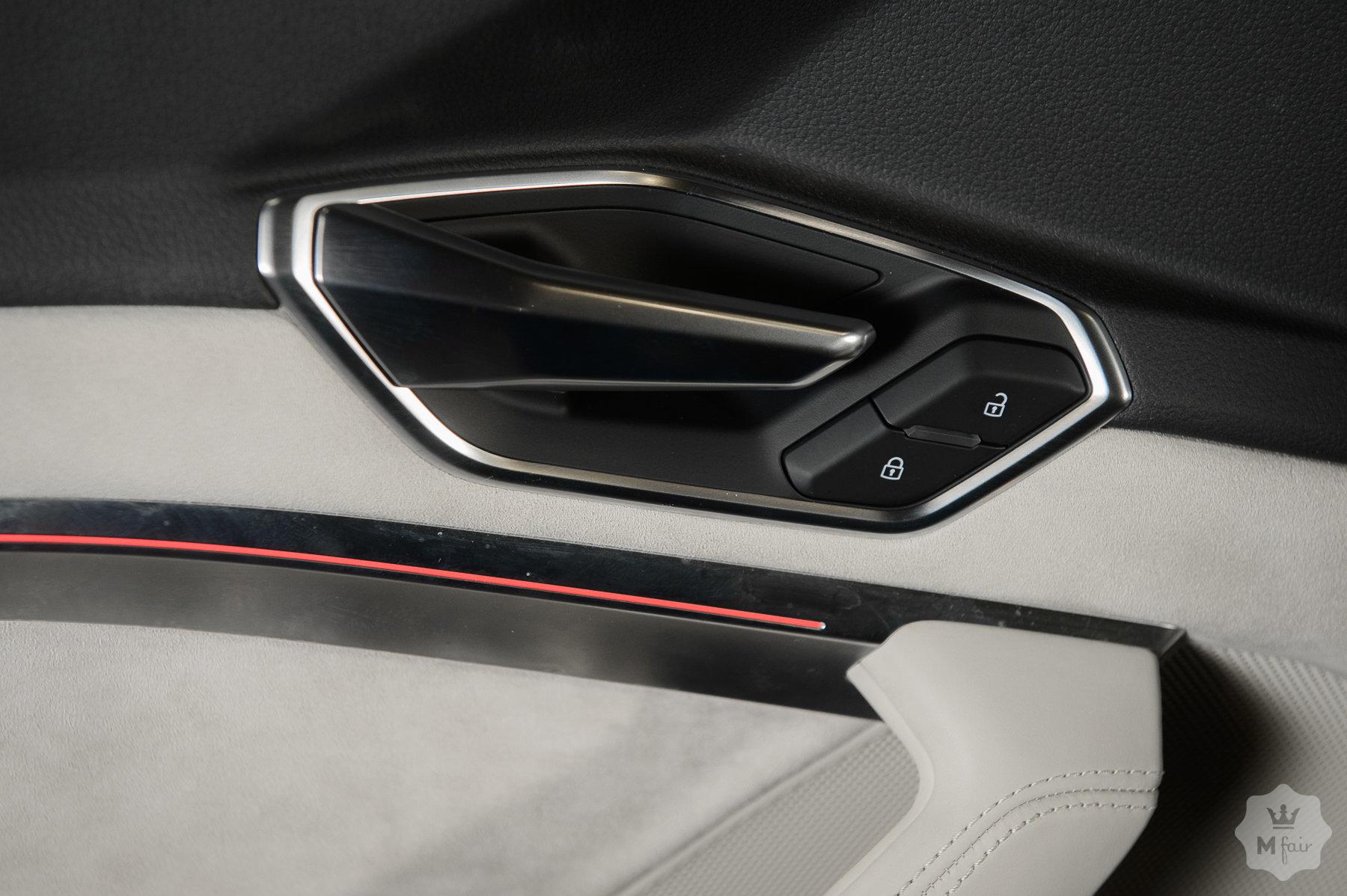 Продажа электро кроссовера Audi E-Tron 55 quattro Prestige '2019 в Одессе