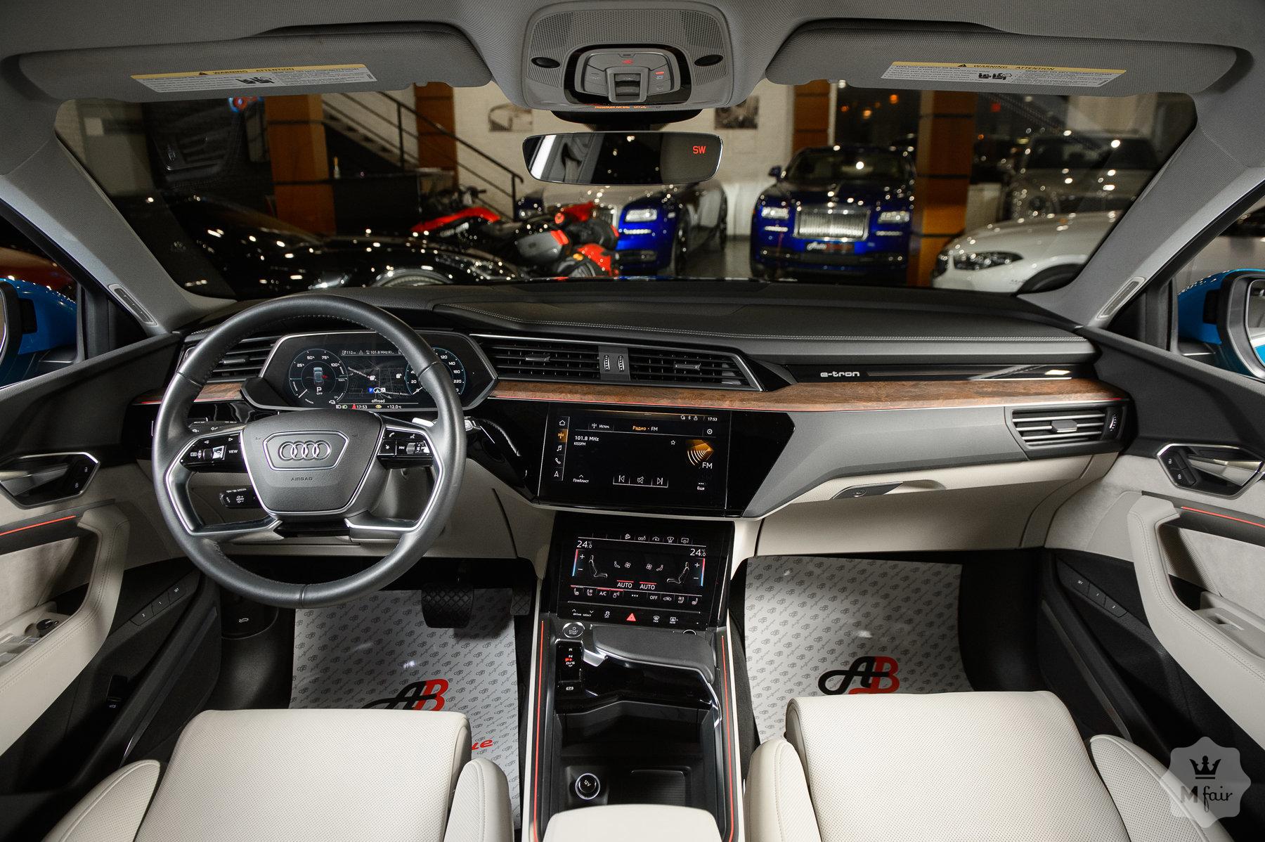 Продажа электро кроссовера Audi E-Tron 55 quattro Prestige '2019 в Одессе