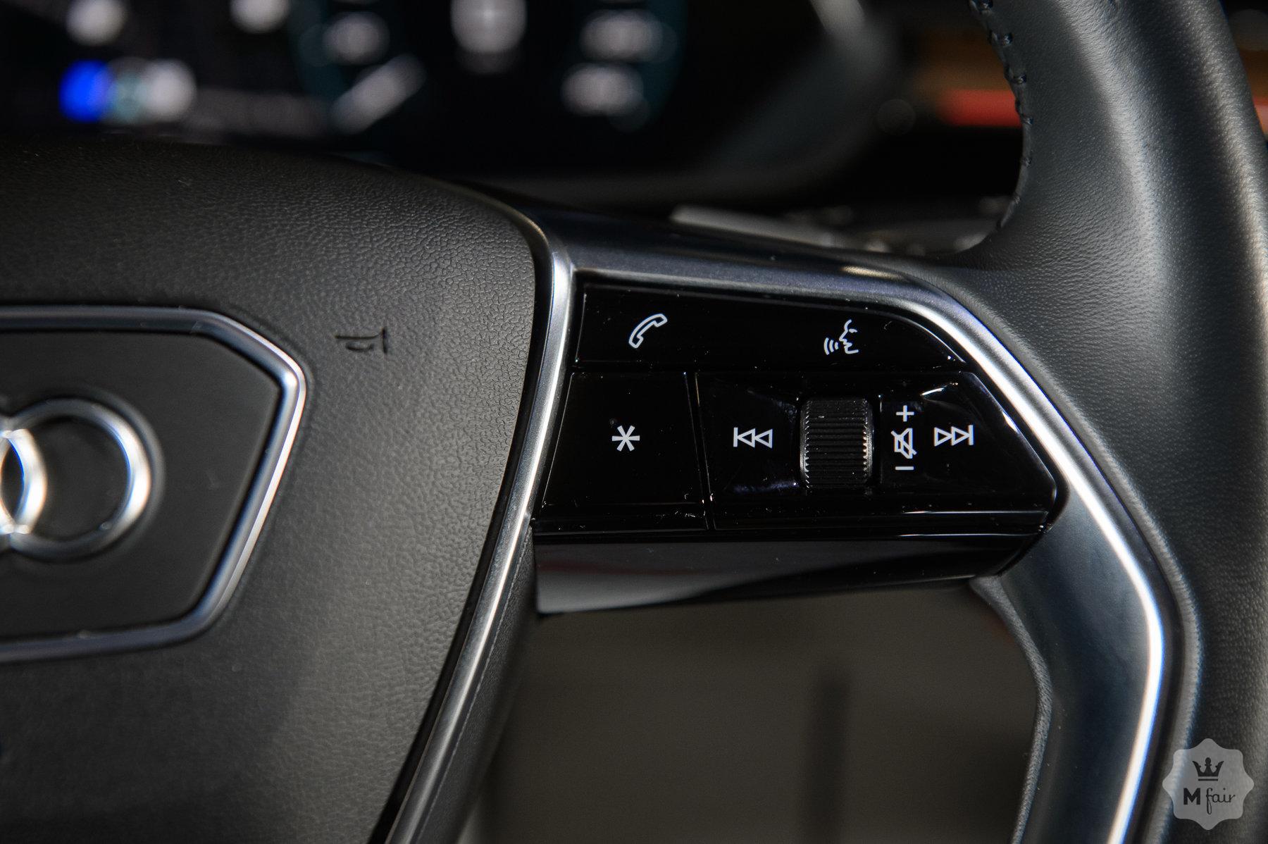 Продажа электро кроссовера Audi E-Tron 55 quattro Prestige '2019 в Одессе