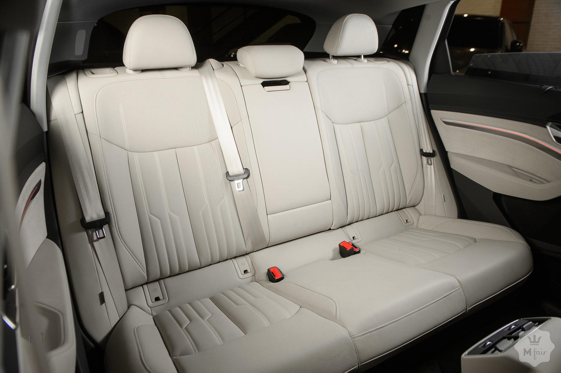 Продажа электро кроссовера Audi E-Tron 55 quattro Prestige '2019 в Одессе