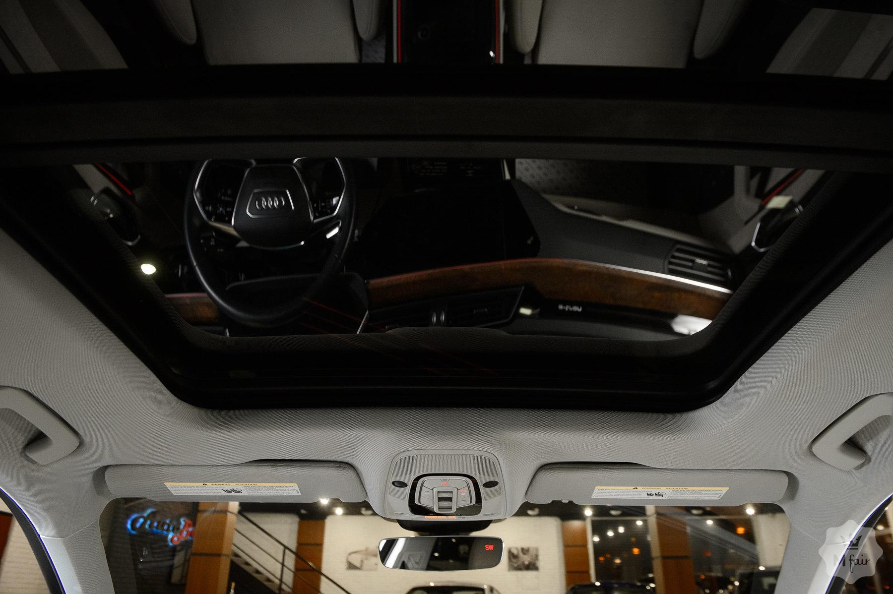 Продажа электро кроссовера Audi E-Tron 55 quattro Prestige '2019 в Одессе