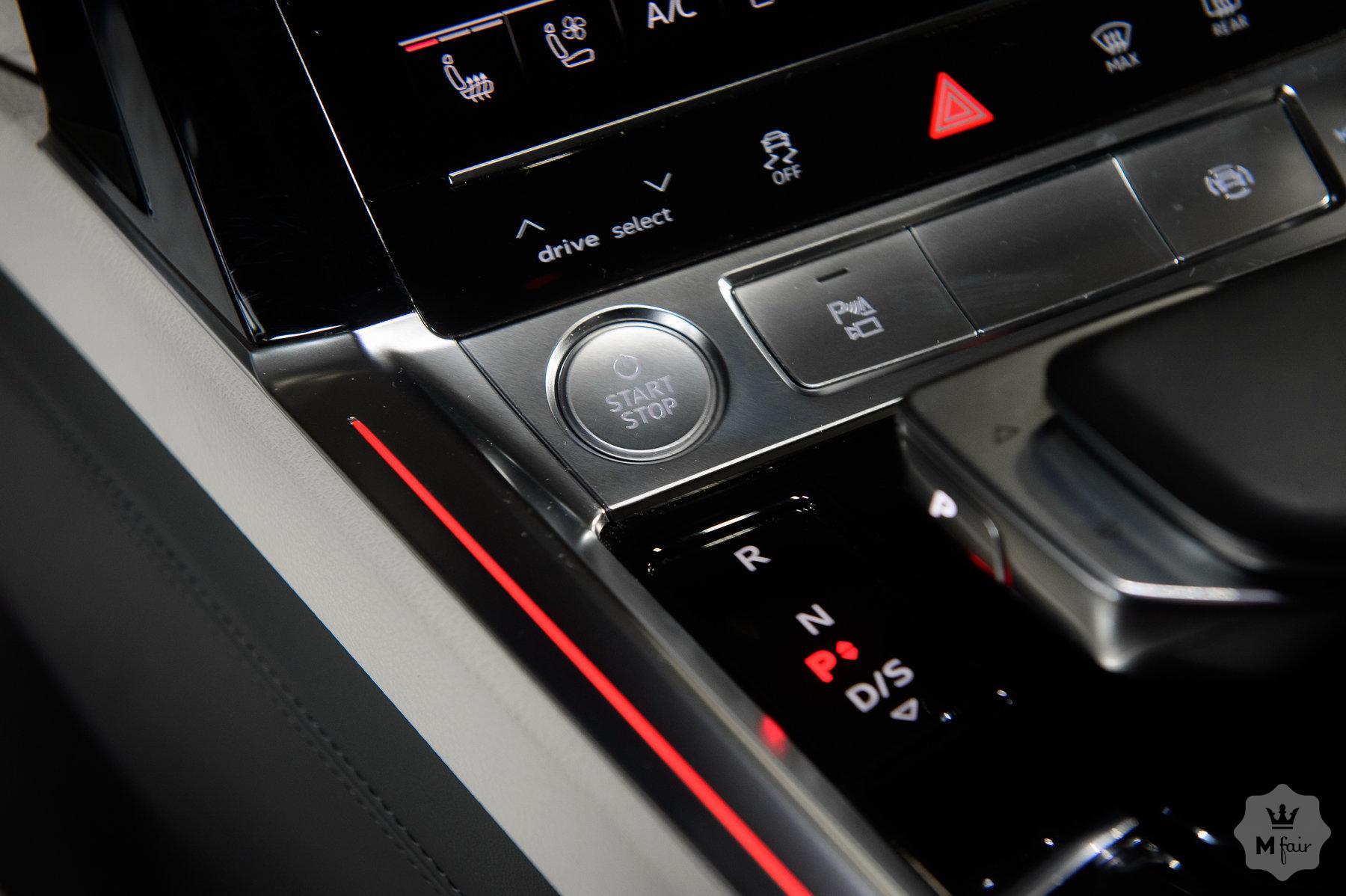 Продажа электро кроссовера Audi E-Tron 55 quattro Prestige '2019 в Одессе