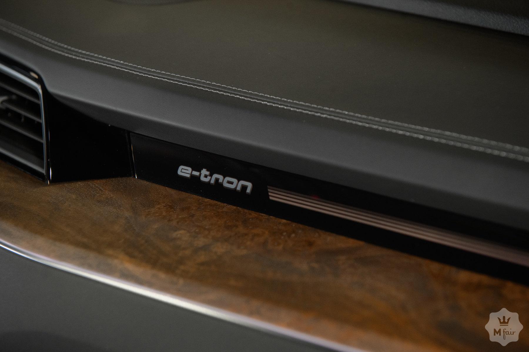 Продажа электро кроссовера Audi E-Tron 55 quattro Prestige '2019 в Одессе