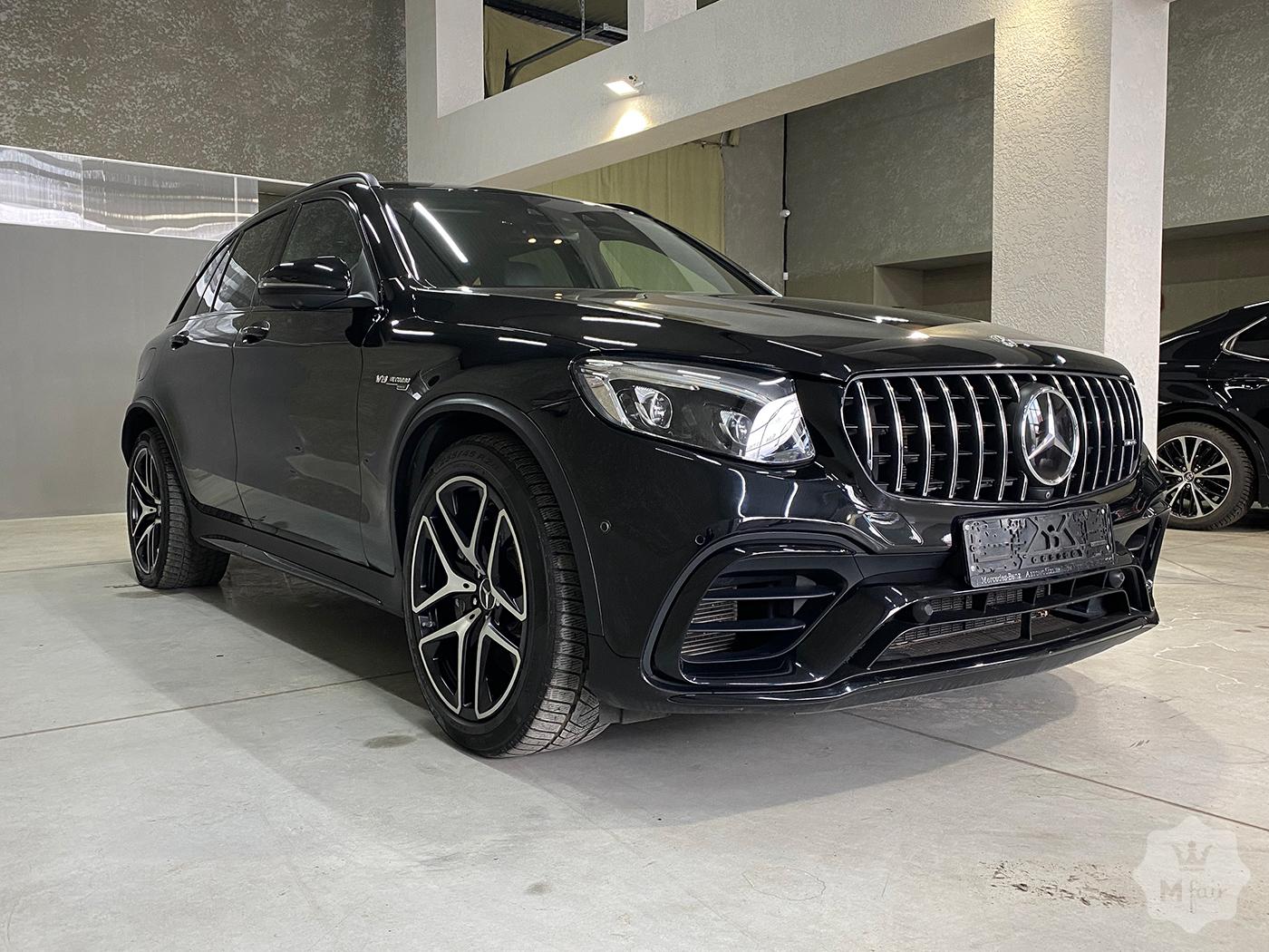 Продажа заряженного кроссовера Mercedes-Benz GLC 63 AMG '2018 в Киеве