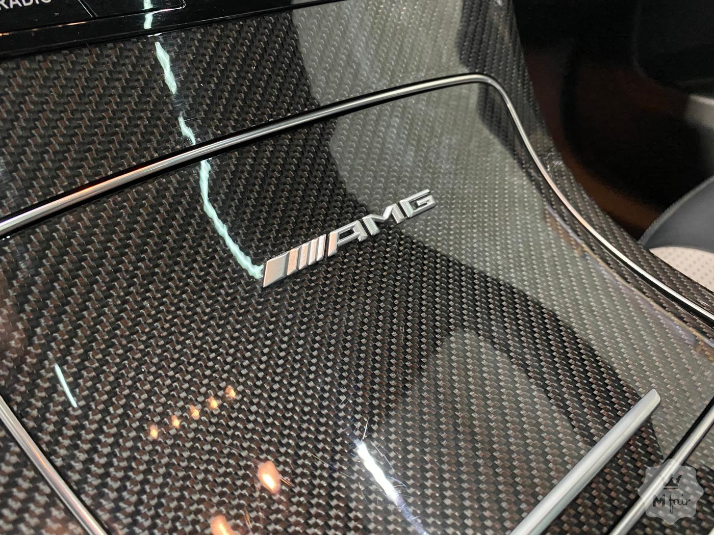 Продажа заряженного кроссовера Mercedes-Benz GLC 63 AMG '2018 в Киеве