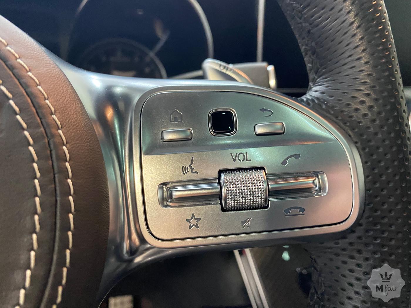 Продажа заряженного кроссовера Mercedes-Benz GLC 63 AMG '2018 в Киеве