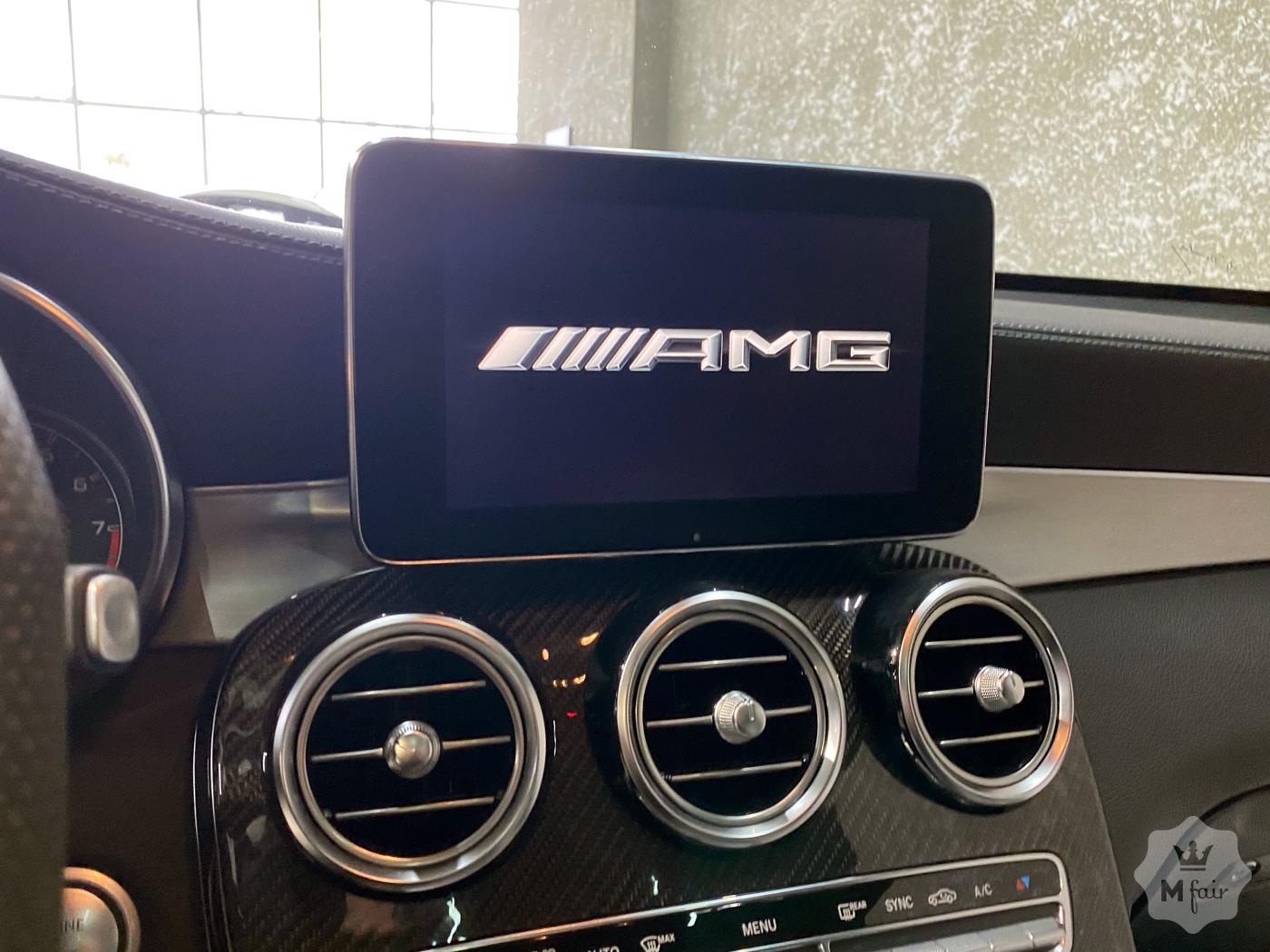 Продажа заряженного кроссовера Mercedes-Benz GLC 63 AMG '2018 в Киеве