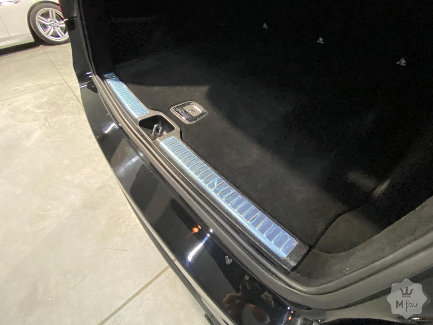 Продажа заряженного кроссовера Mercedes-Benz GLC 63 AMG '2018 в Киеве