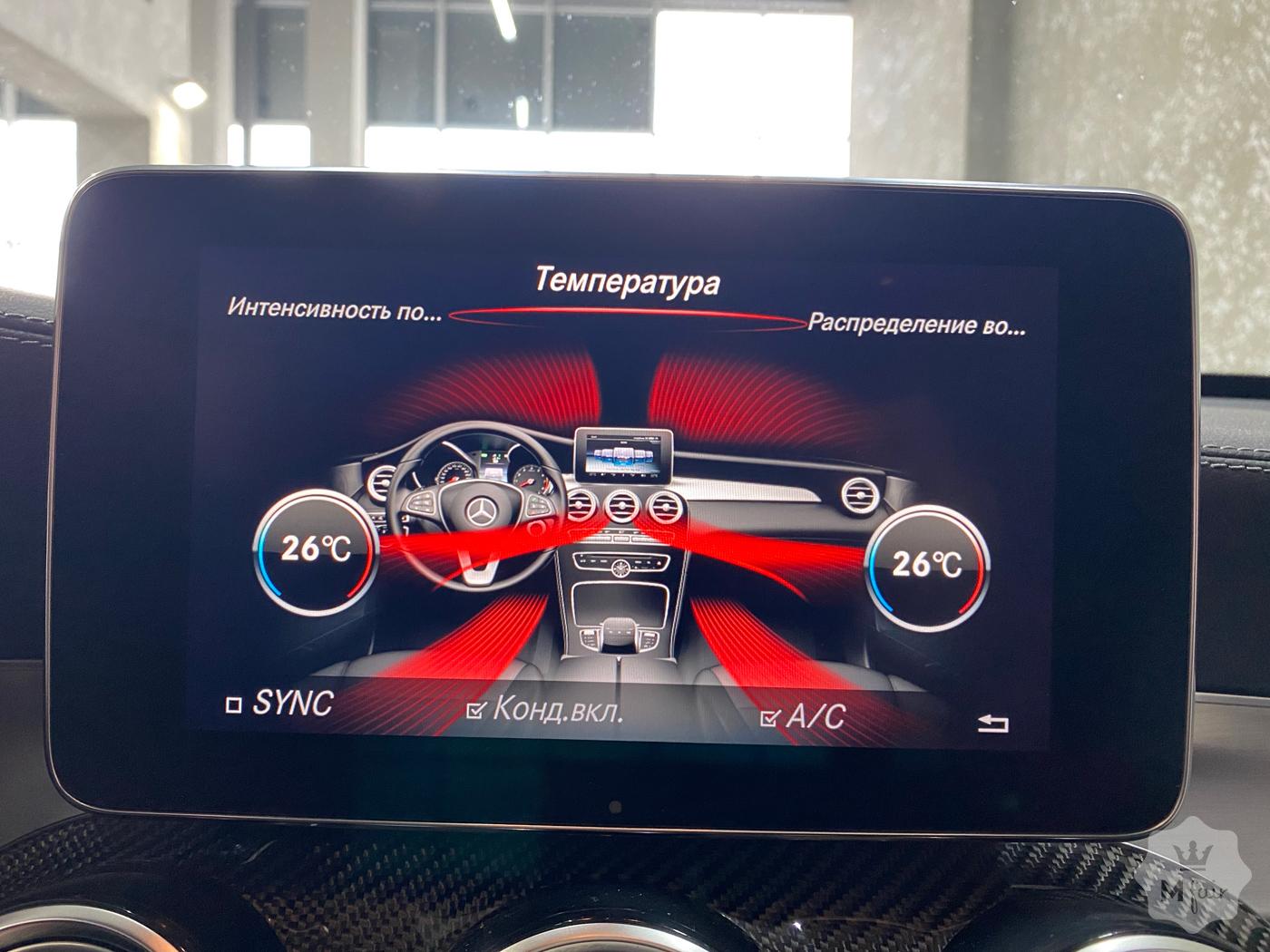 Продажа заряженного кроссовера Mercedes-Benz GLC 63 AMG '2018 в Киеве