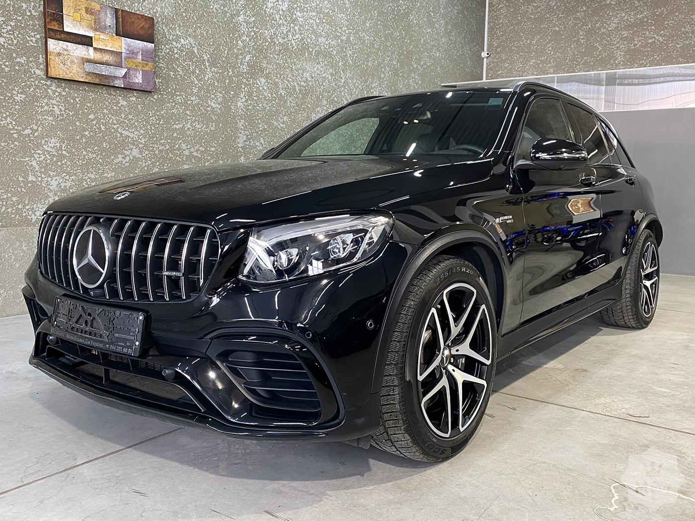 Продажа заряженного кроссовера Mercedes-Benz GLC 63 AMG '2018 в Киеве