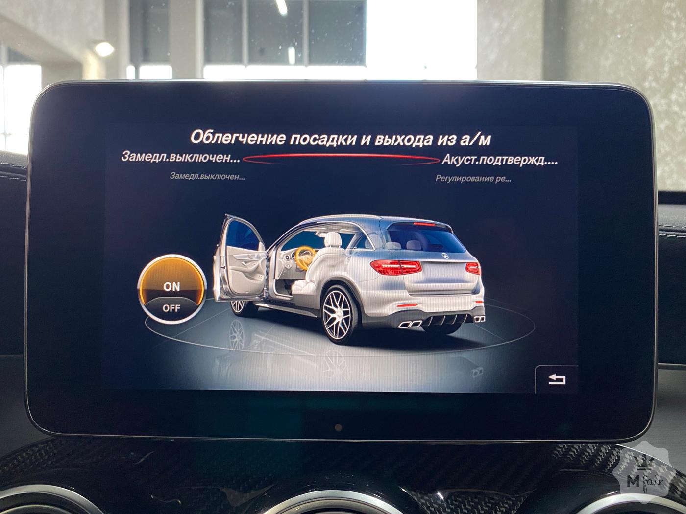 Продажа заряженного кроссовера Mercedes-Benz GLC 63 AMG '2018 в Киеве