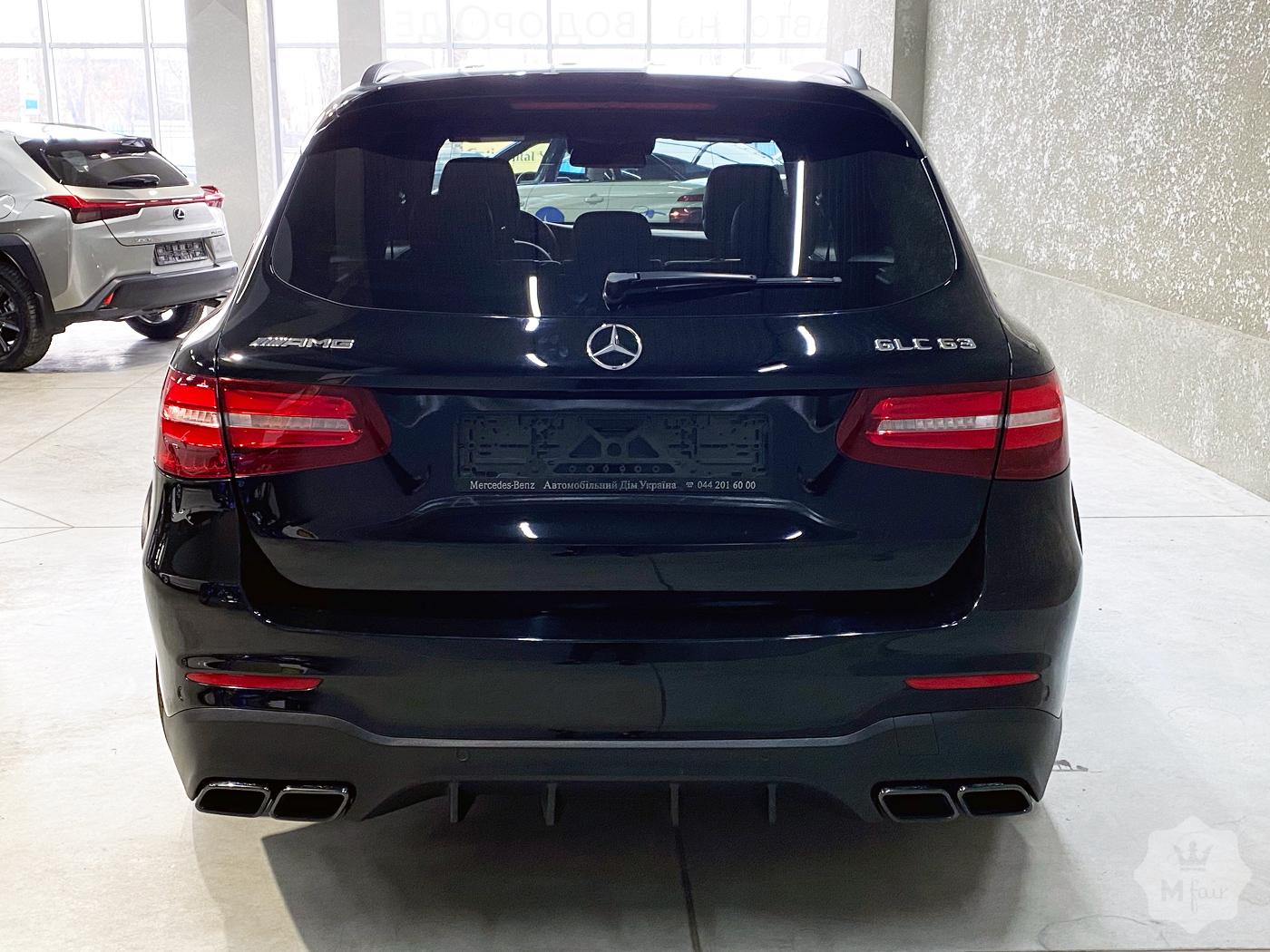 Продажа заряженного кроссовера Mercedes-Benz GLC 63 AMG '2018 в Киеве