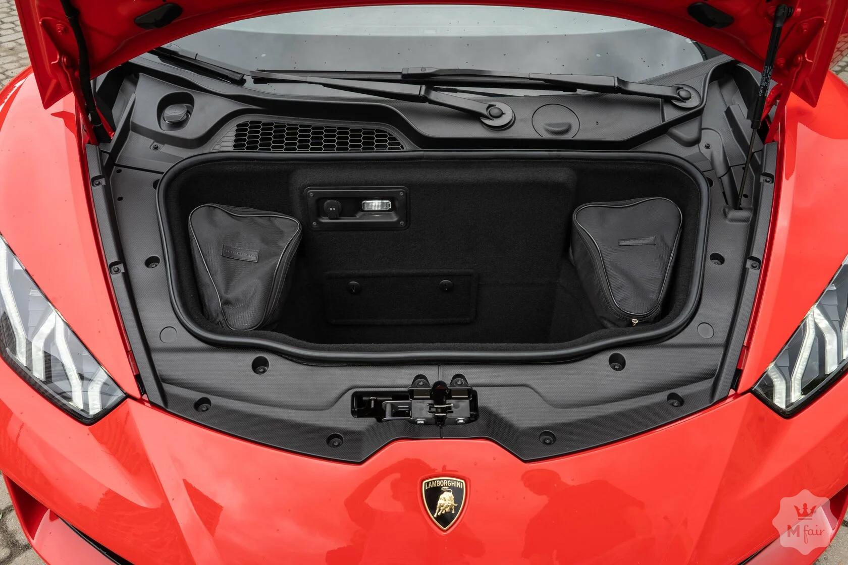 Продажа спорткара Lamborghini Huracan LP 580 RWD '2018 во Львове