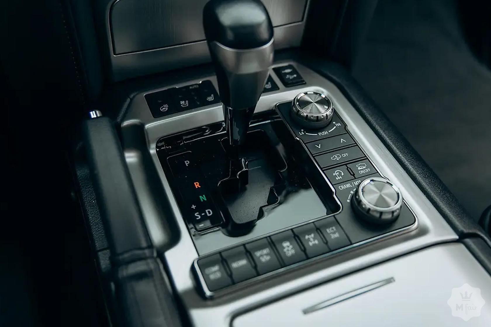 Продажа внедорожника Toyota Land Cruiser 200 Premium '2017 в Днепре