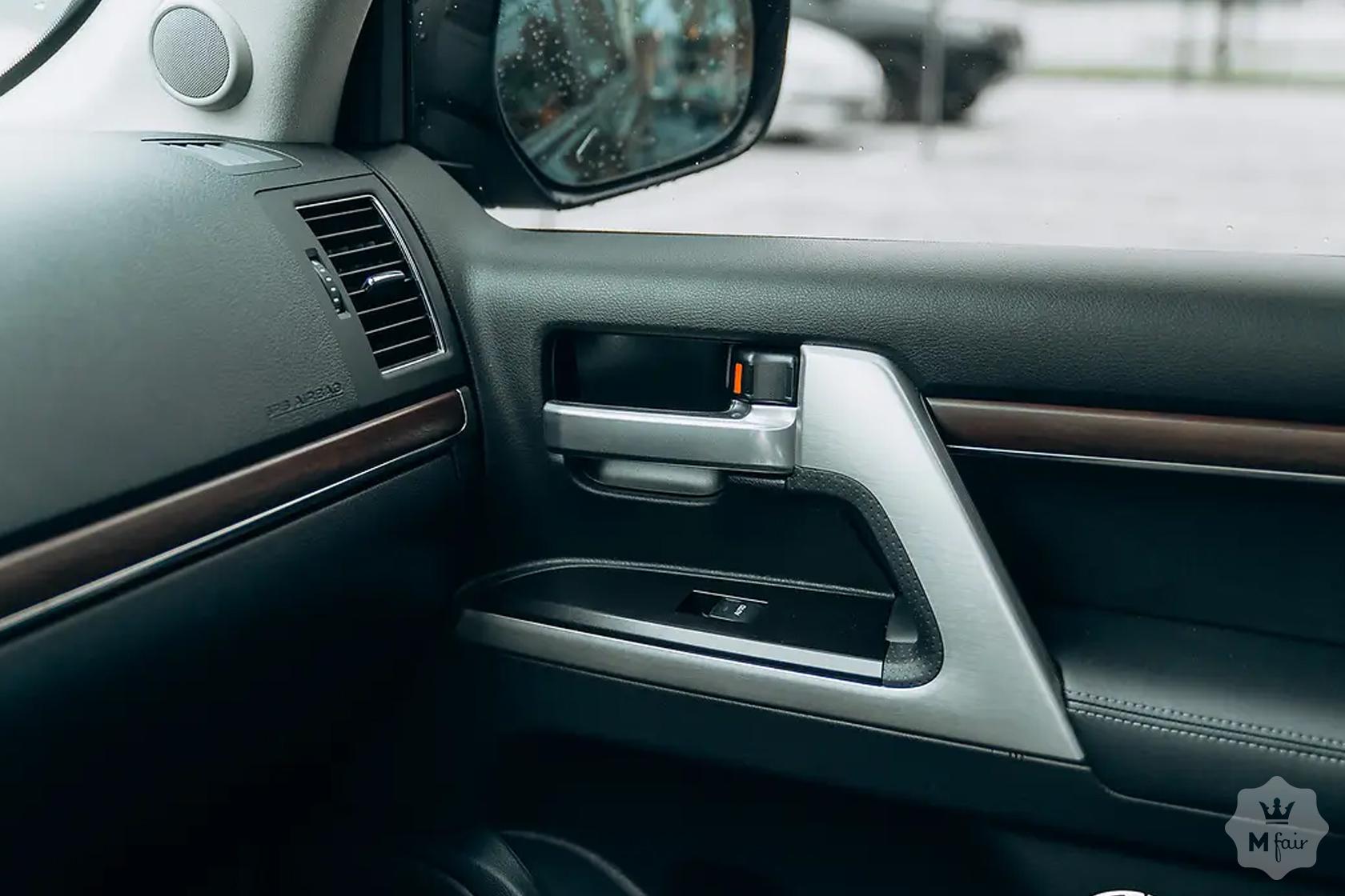 Продажа внедорожника Toyota Land Cruiser 200 Premium '2017 в Днепре