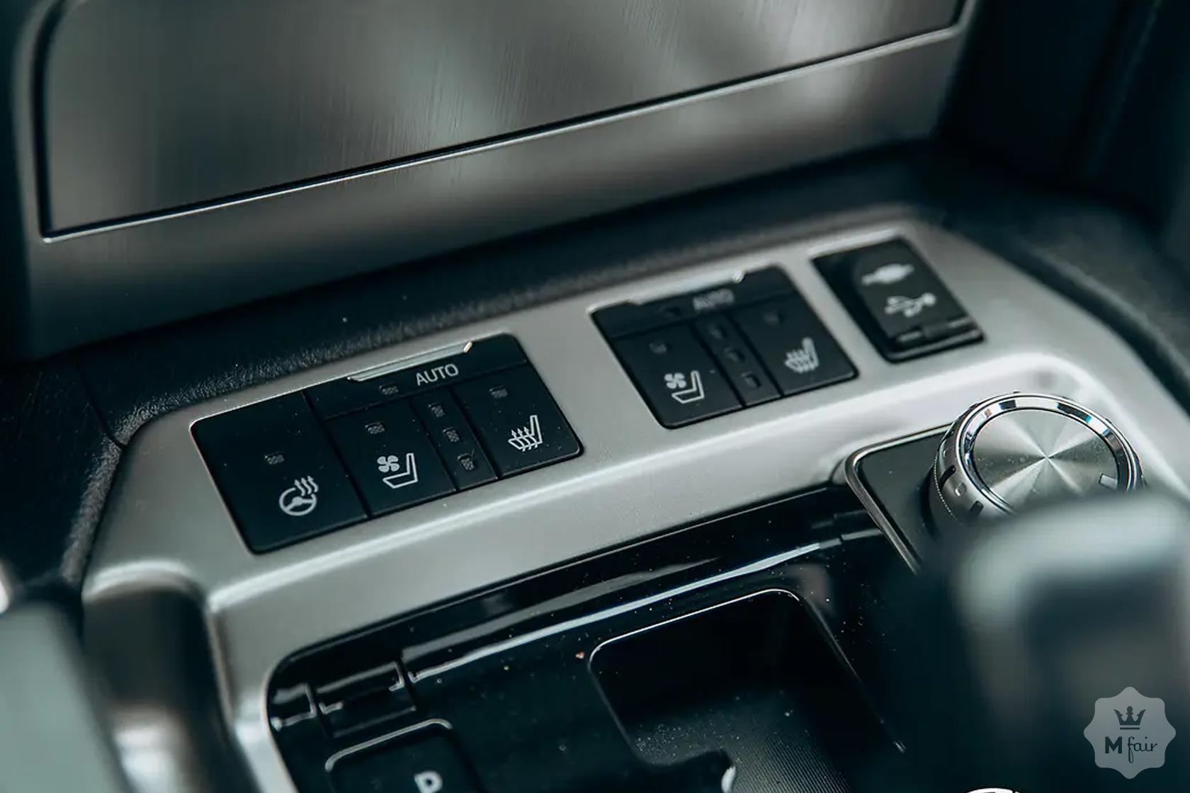 Продажа внедорожника Toyota Land Cruiser 200 Premium '2017 в Днепре