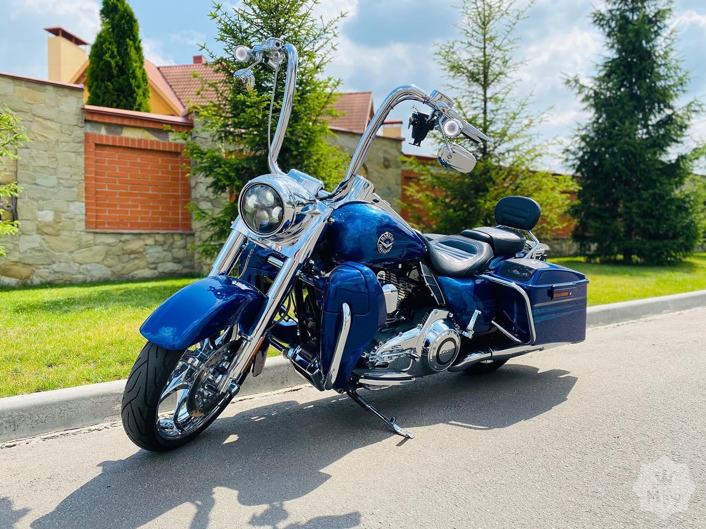Продажа официального Harley Davidson CVO Road King '2013 в Киеве