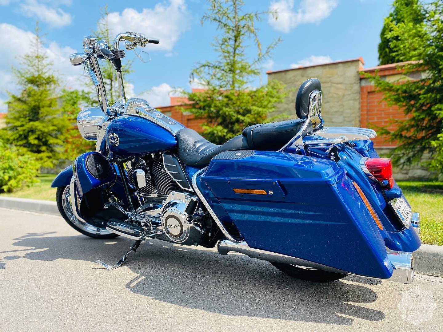 Продажа официального Harley Davidson CVO Road King '2013 в Киеве