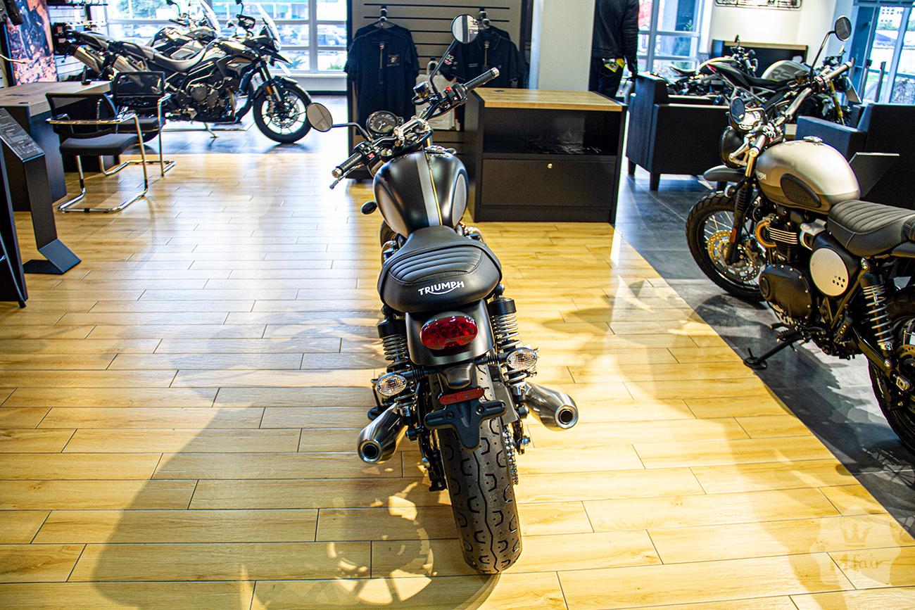 Продажа нового классического Triumph Street Twin '2021 в Киеве