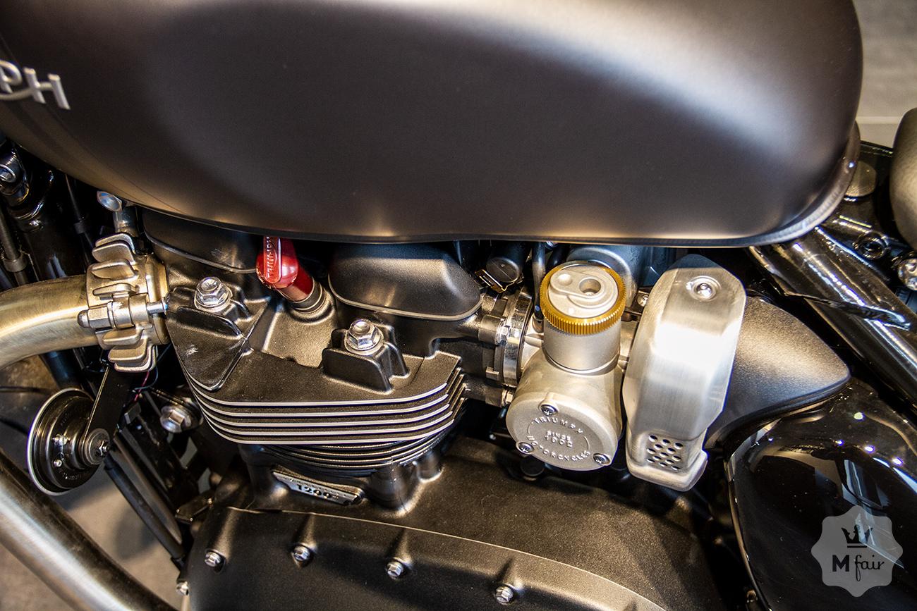 Продажа классического Triumph Bonneville Bobber '2021 в Киеве