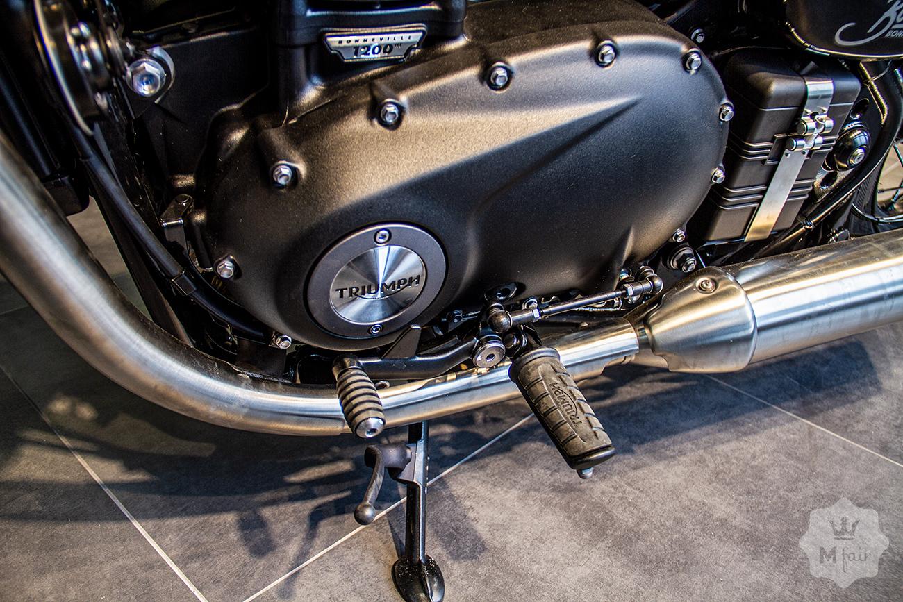 Продажа классического Triumph Bonneville Bobber '2021 в Киеве