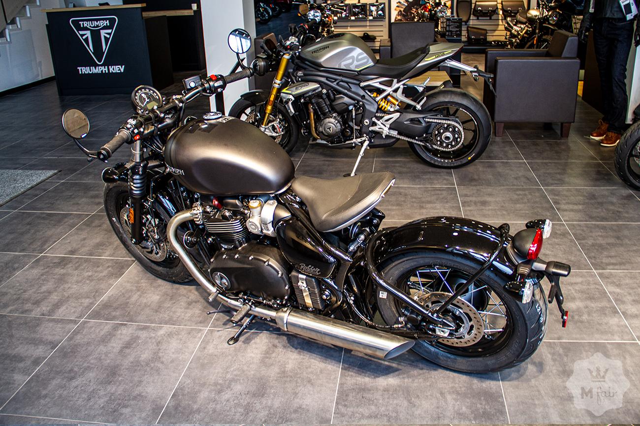Продажа классического Triumph Bonneville Bobber '2021 в Киеве