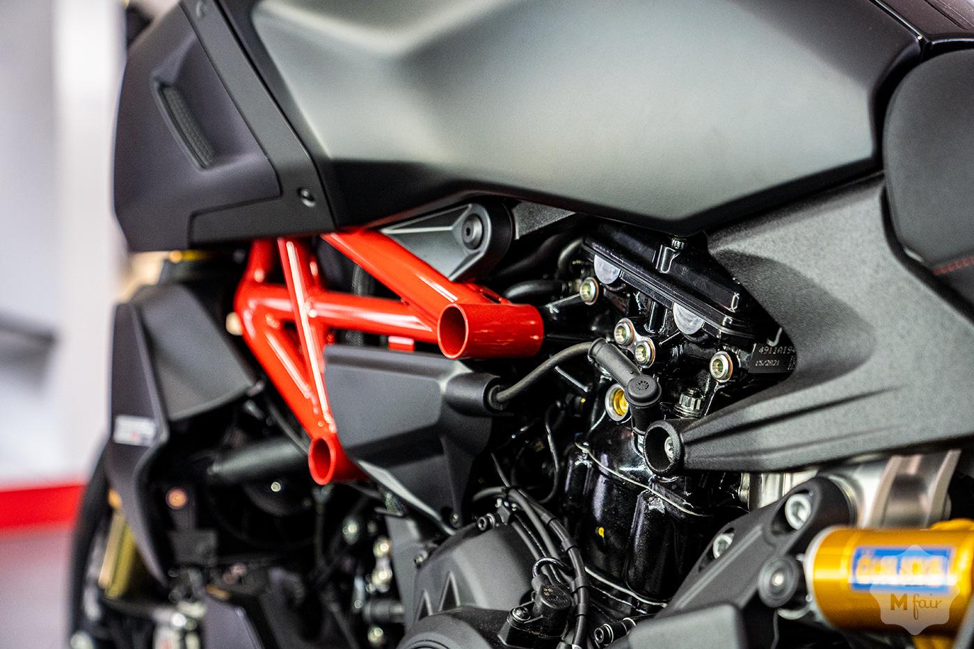 Продажа официального Diavel 1260 S Thrilling Black & Dark Stealth '2022 в Киеве