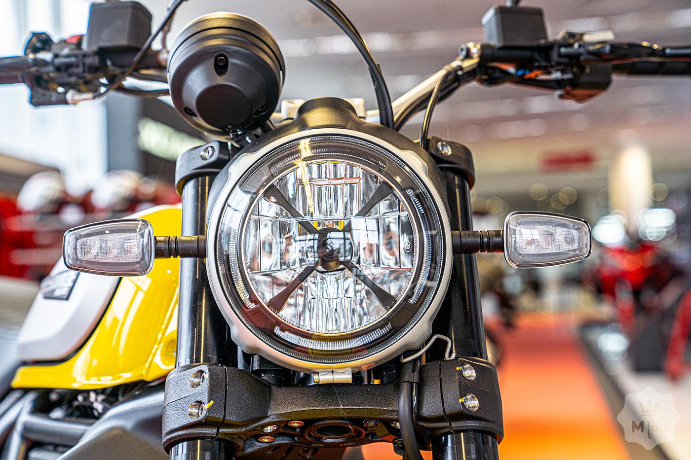 Продажа нового официального Ducati Scrambler 803 Icon Yellow '2021 в Киеве