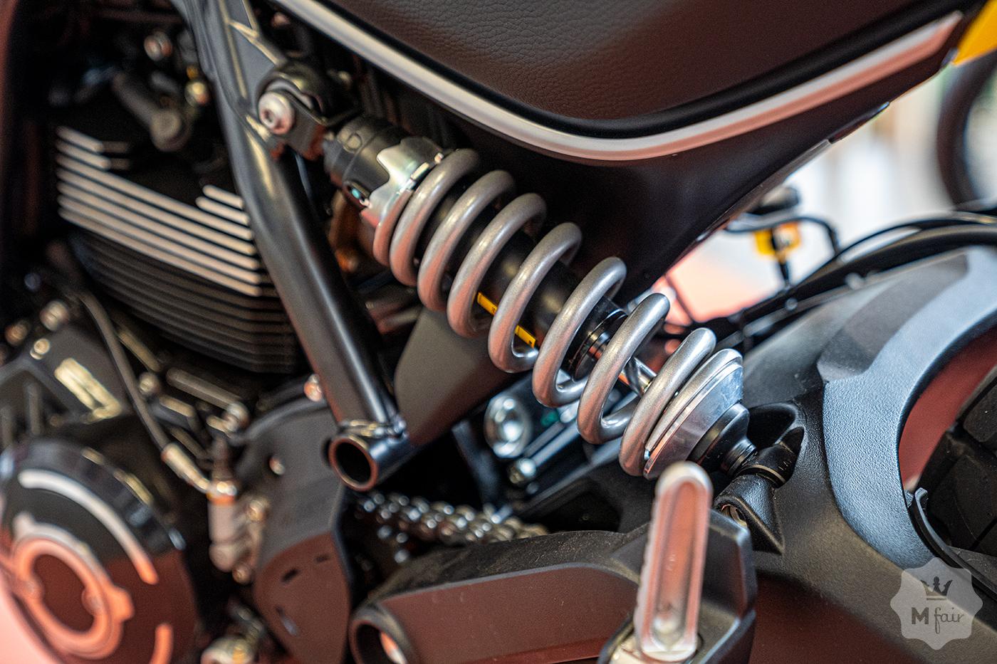 Продажа нового официального Ducati Scrambler 803 Icon Yellow '2021 в Киеве