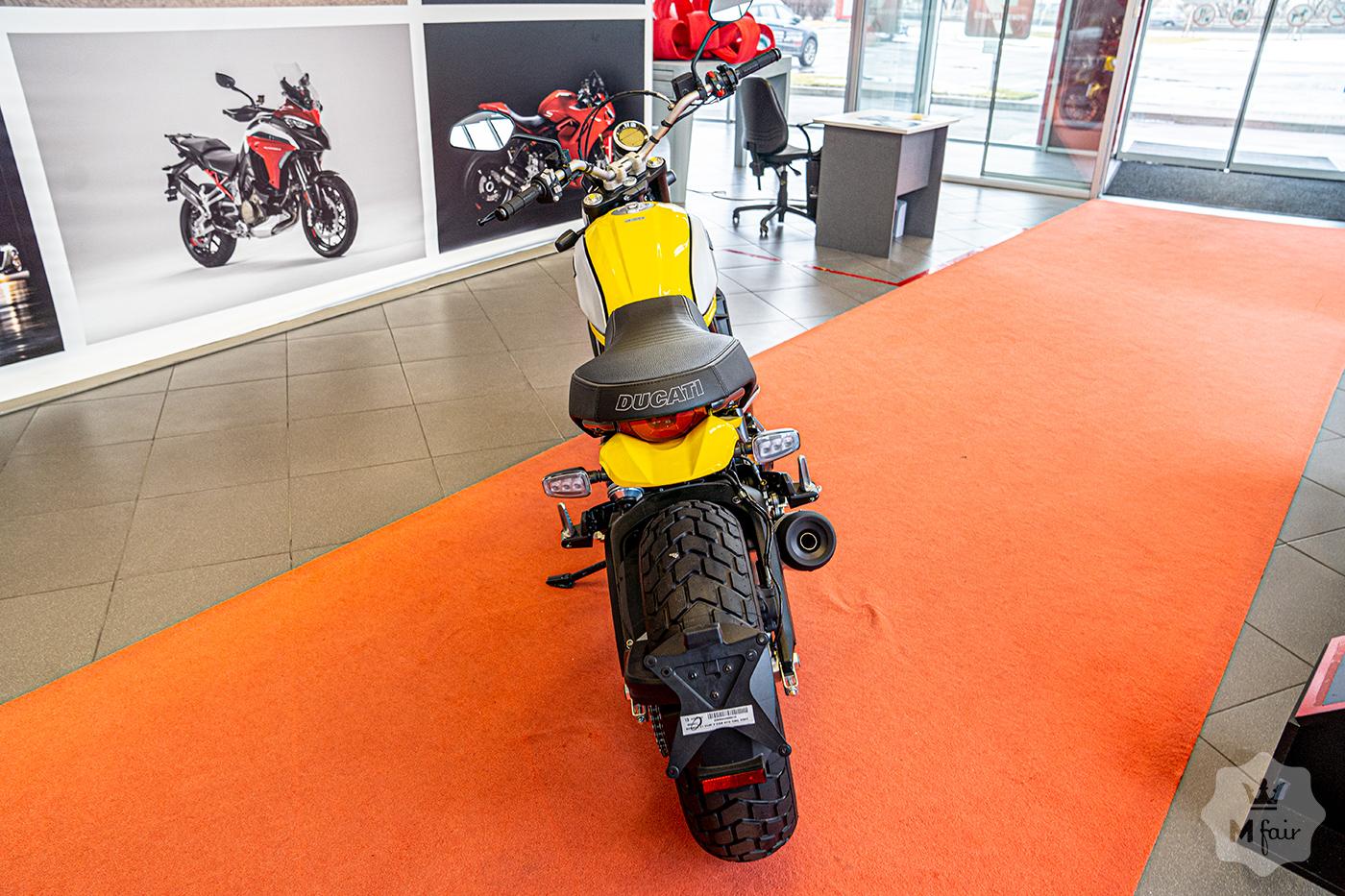 Продажа нового официального Ducati Scrambler 803 Icon Yellow '2021 в Киеве