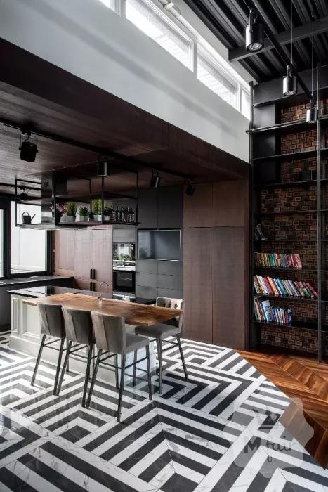 Продажа пентхауса с панорамным видом в центре Киева на Печерске