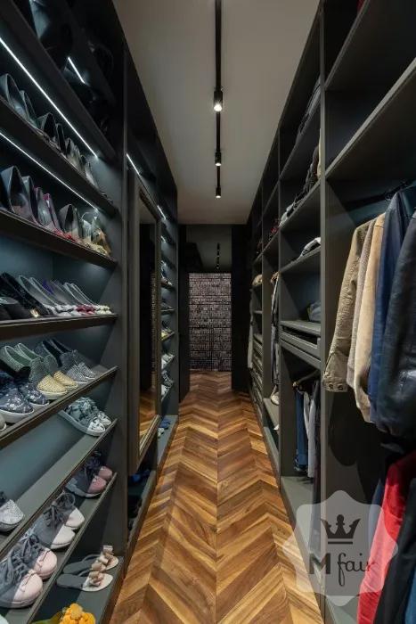 Продажа пентхауса с панорамным видом в центре Киева на Печерске