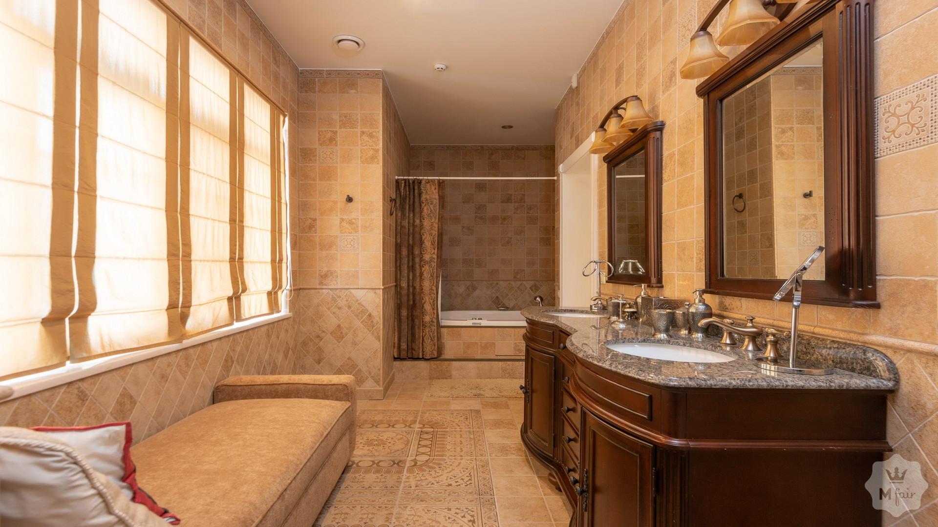 Продажа домовладения в селе Лесники на Замковой горе под Киевом