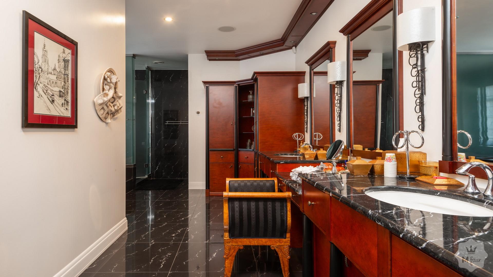 Продажа домовладения в селе Лесники на Замковой горе под Киевом