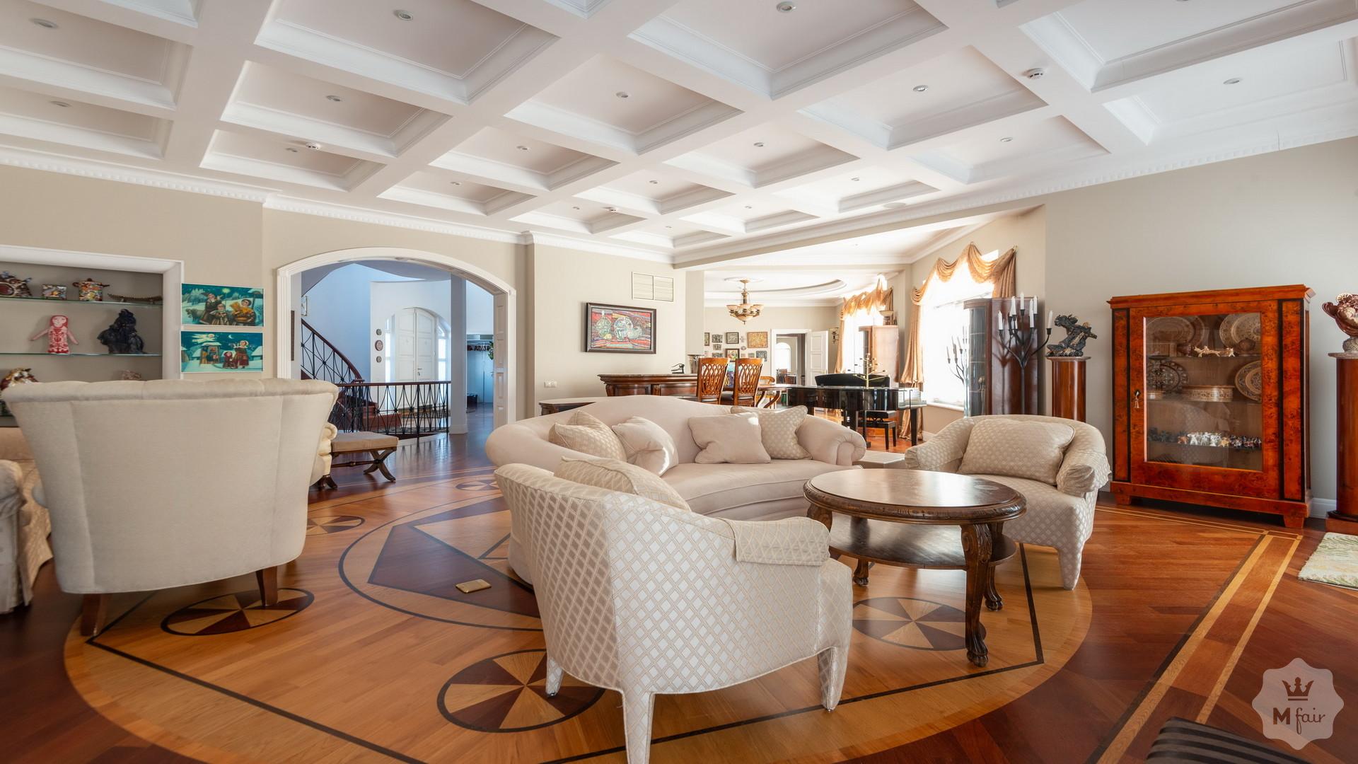 Продажа домовладения в селе Лесники на Замковой горе под Киевом