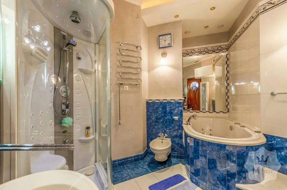 Продажа видового пентхауса в историческом центре Киева 