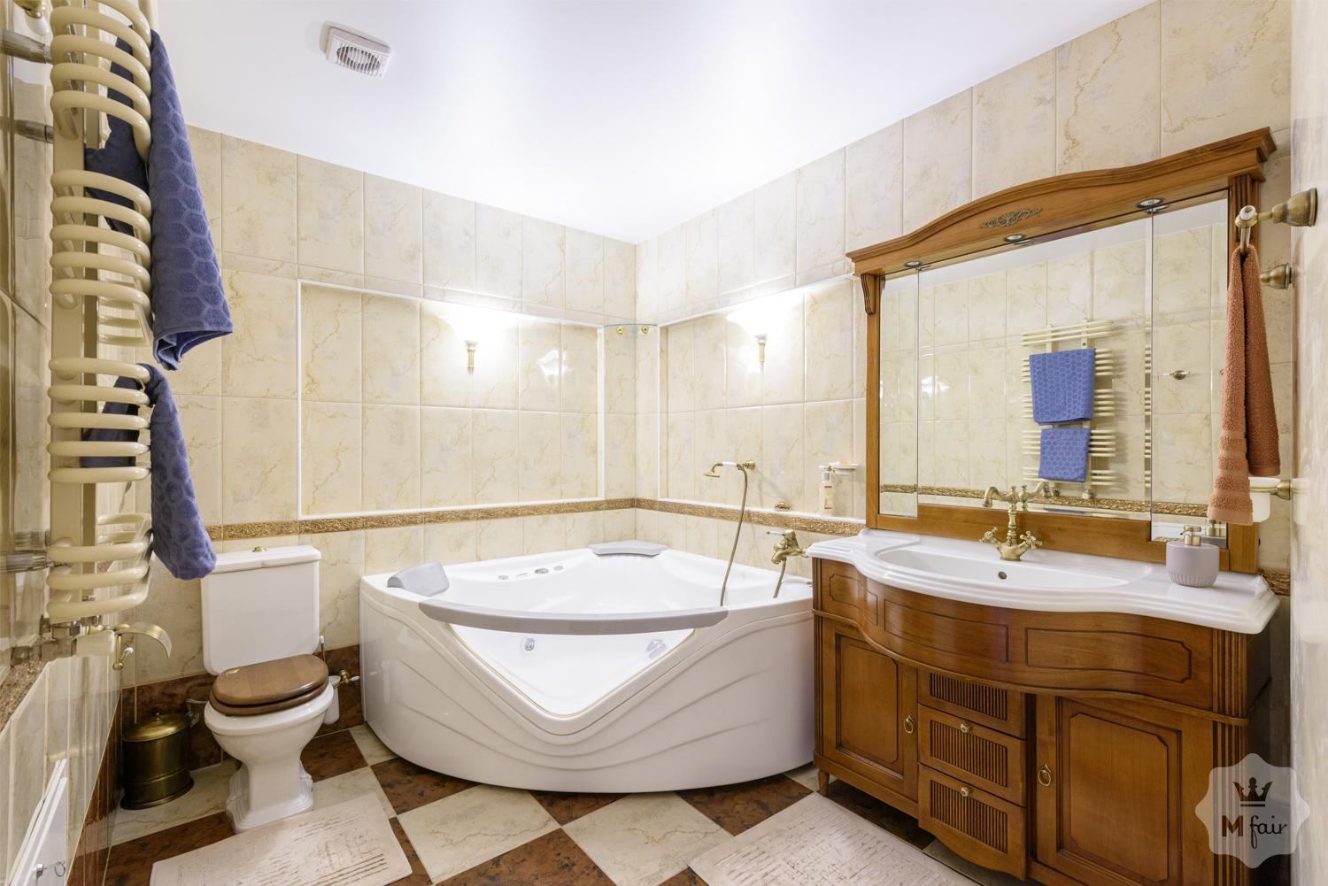 Продажа двухуровневой квартиры с ремонтом в Киеве на Подоле