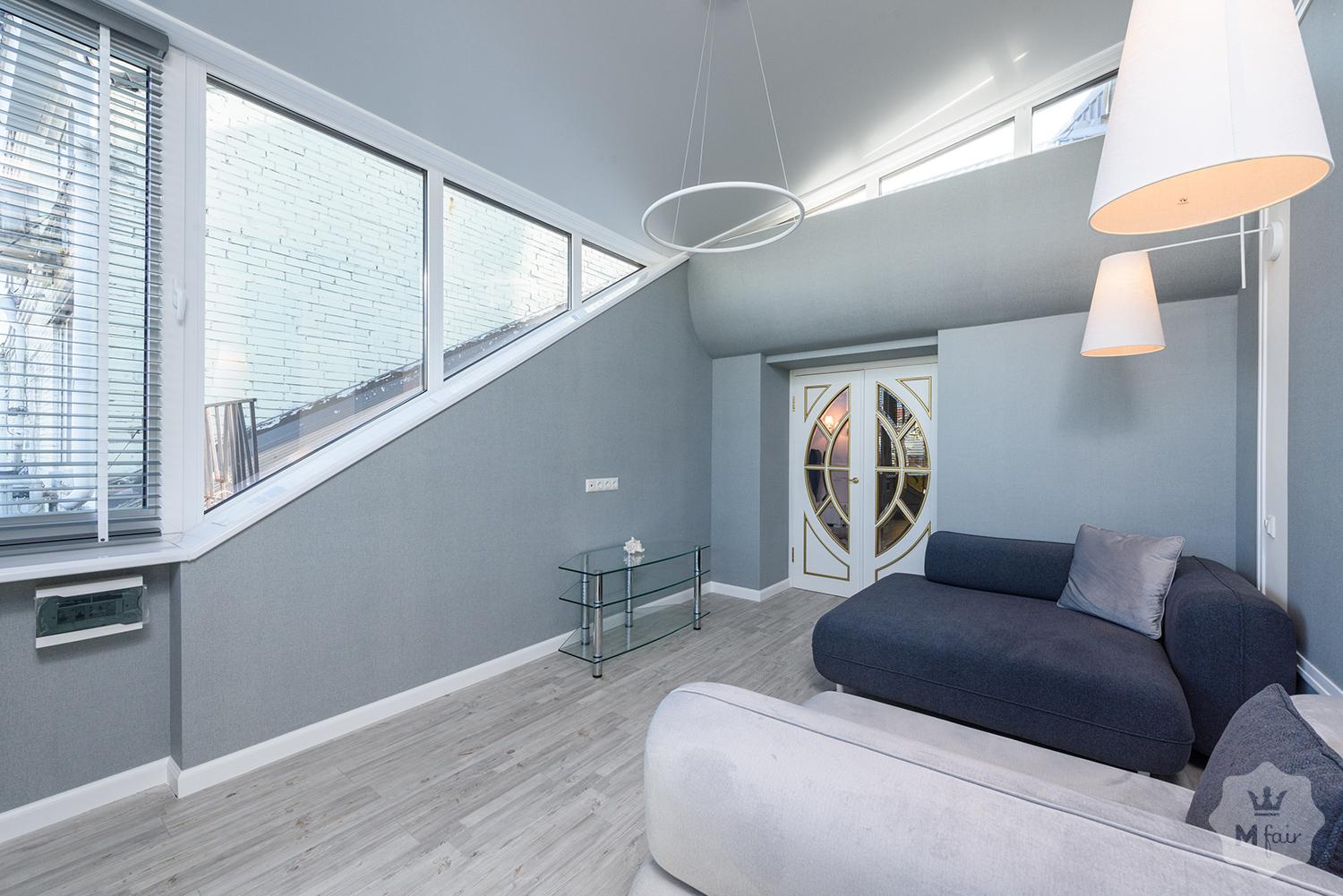 Продажа двухуровневой квартиры с ремонтом в Киеве на Подоле