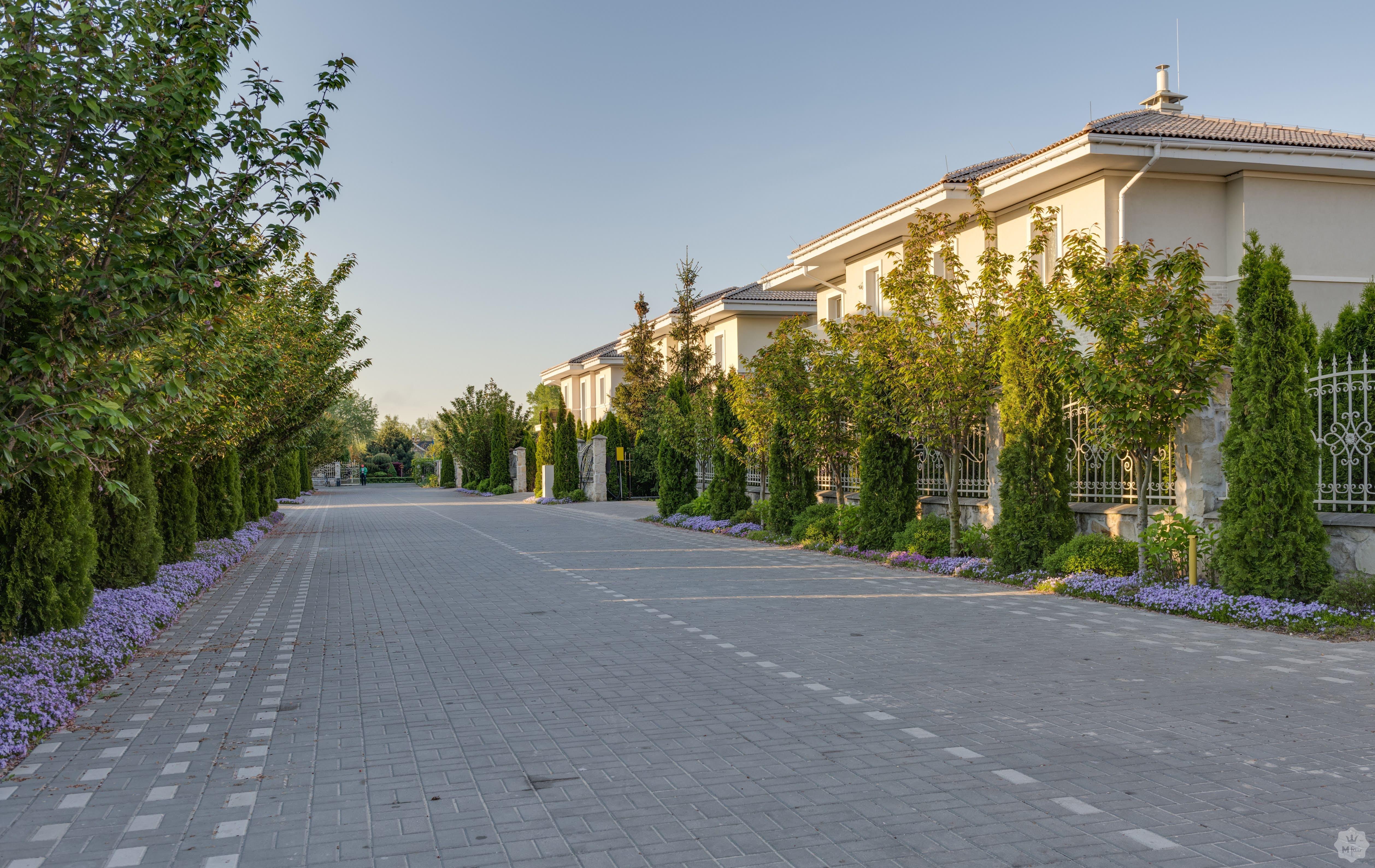 Продажа дома под Киевом в коттеджном городке Золоче прованс