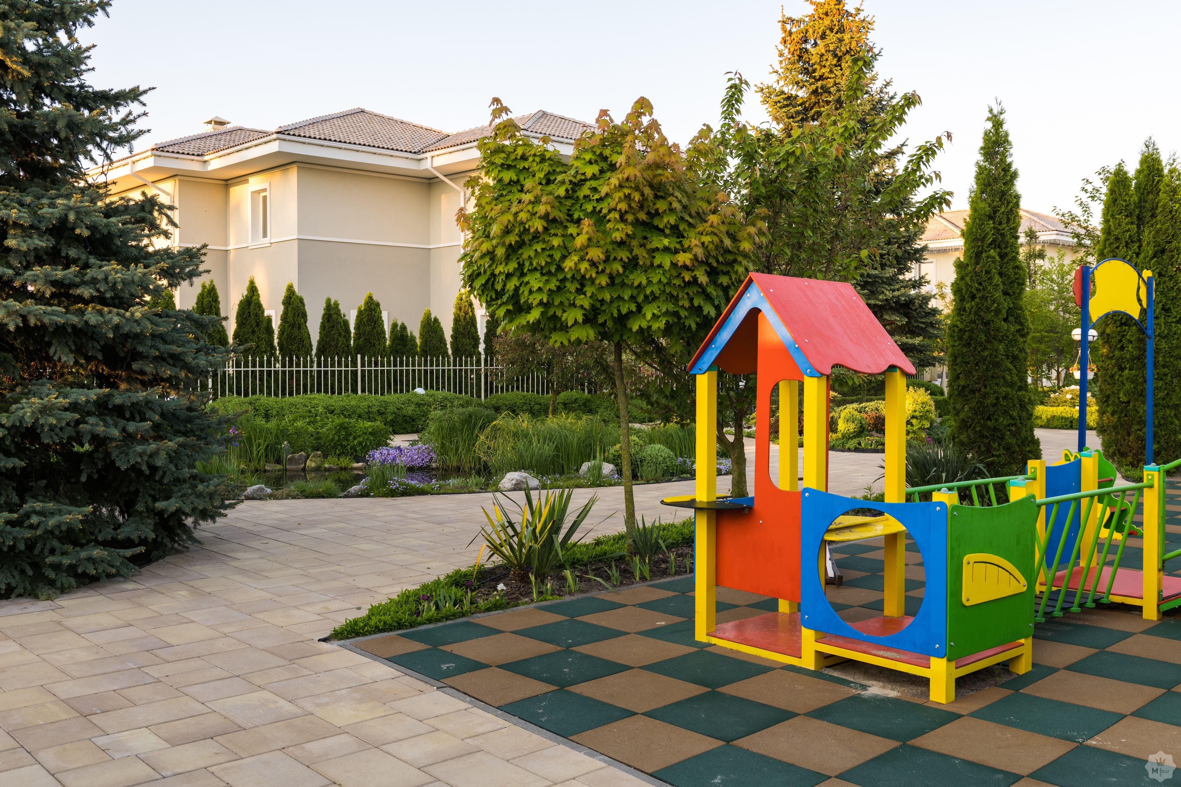 Продажа дома под Киевом в коттеджном городке Золоче прованс