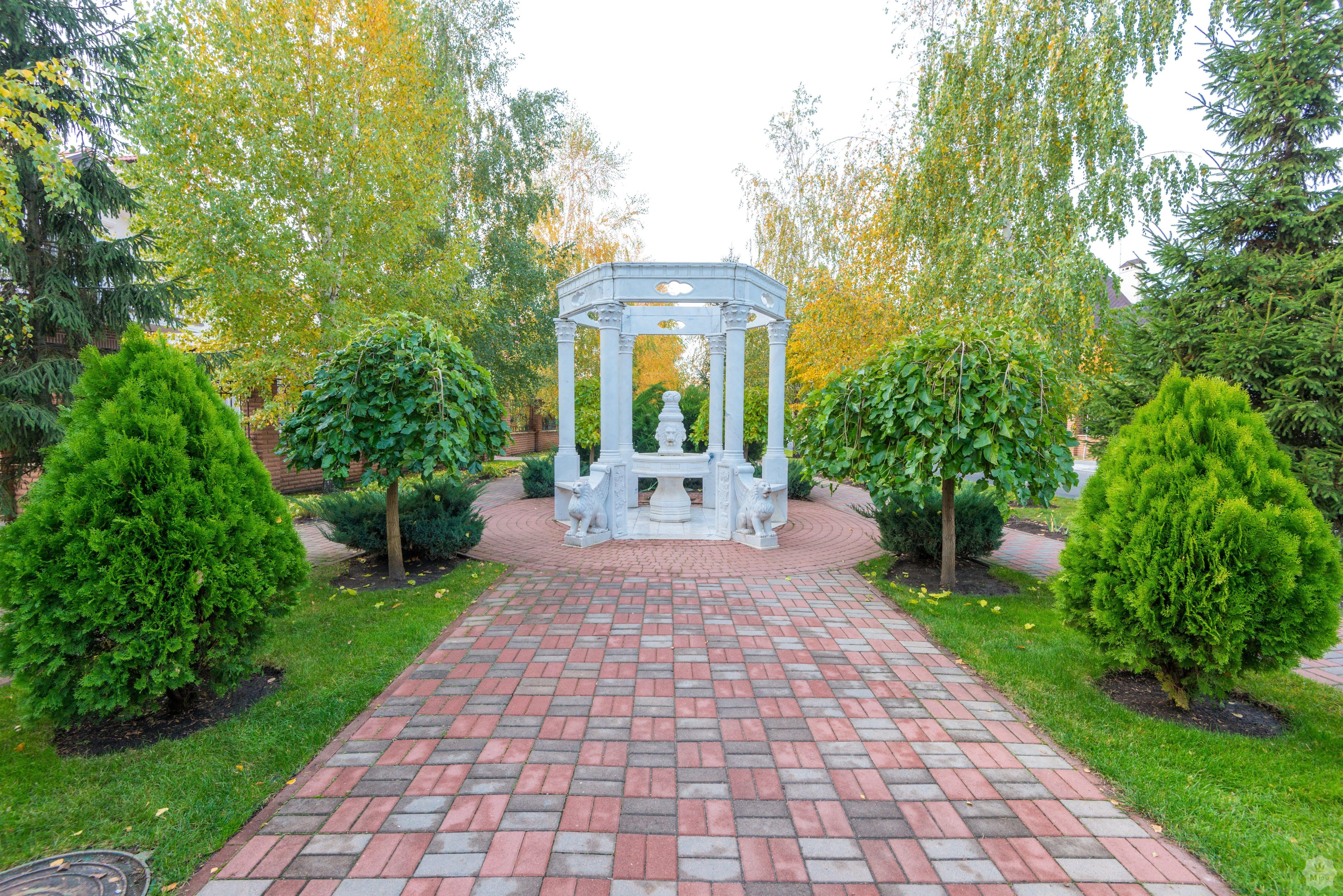 Продажа дома под Киевом в коттеджном городке Золоче прованс